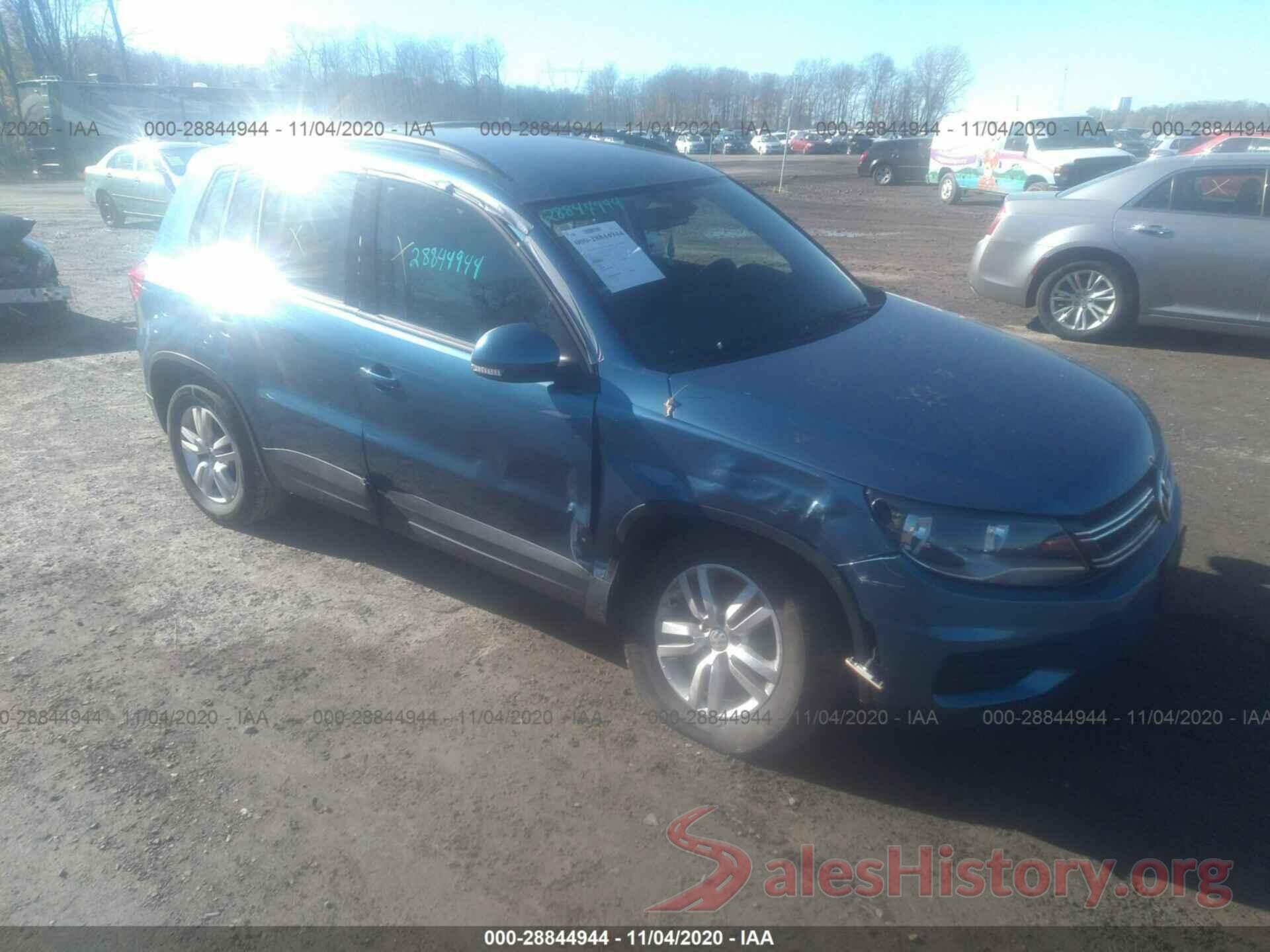 WVGAV7AX5HK020072 2017 VOLKSWAGEN TIGUAN