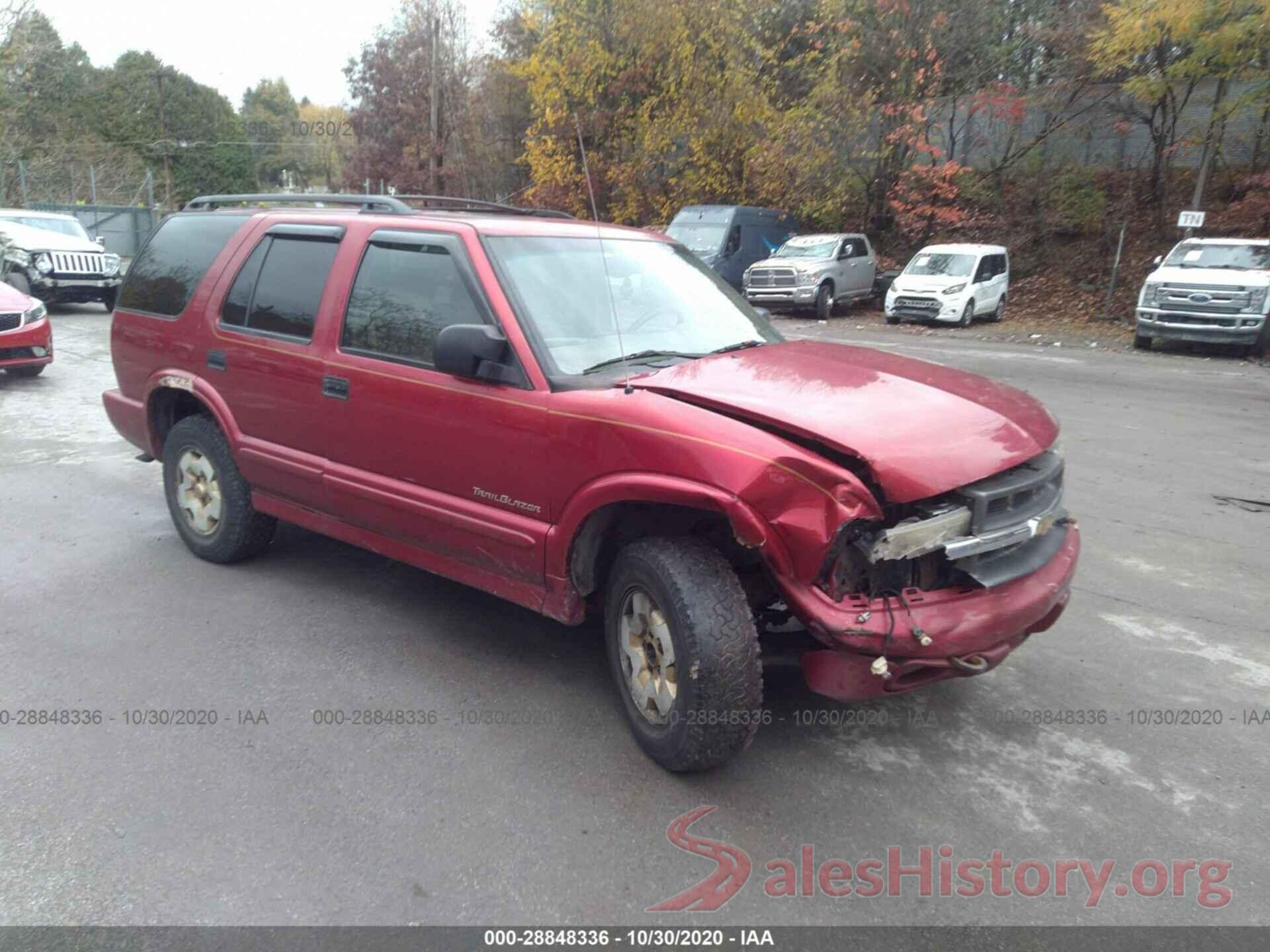 1GNDT13W6Y2263633 2000 CHEVROLET BLAZER