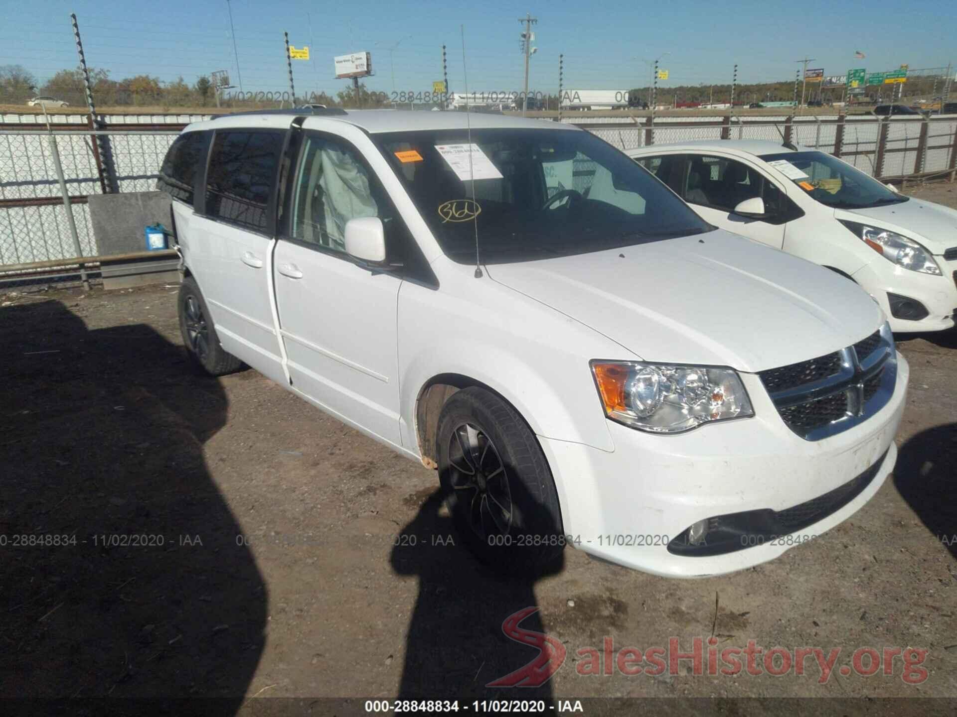 2C4RDGCG3HR841812 2017 DODGE GRAND CARAVAN