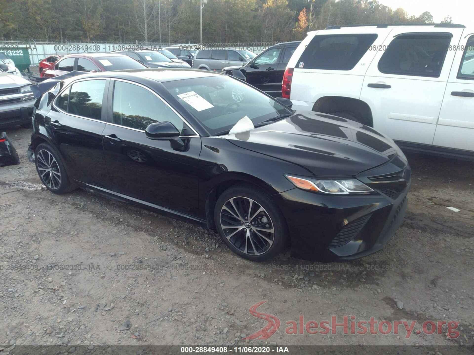 4T1B11HK4JU624603 2018 TOYOTA CAMRY