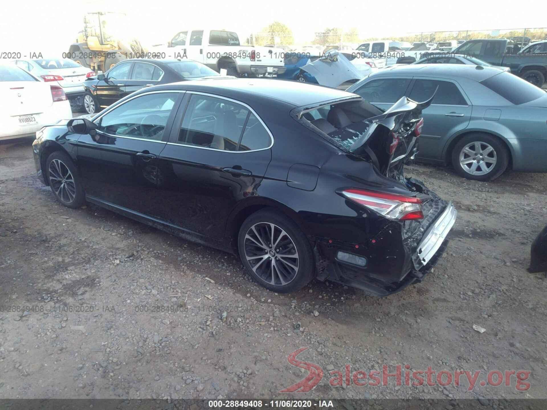 4T1B11HK4JU624603 2018 TOYOTA CAMRY