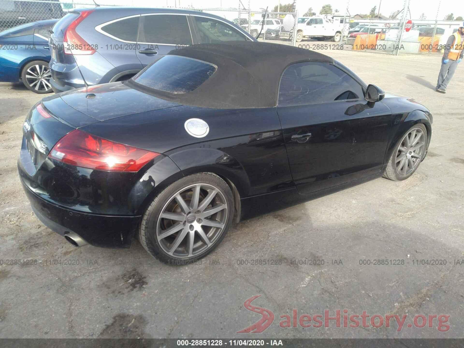 TRURD38JX81003705 2008 AUDI TT