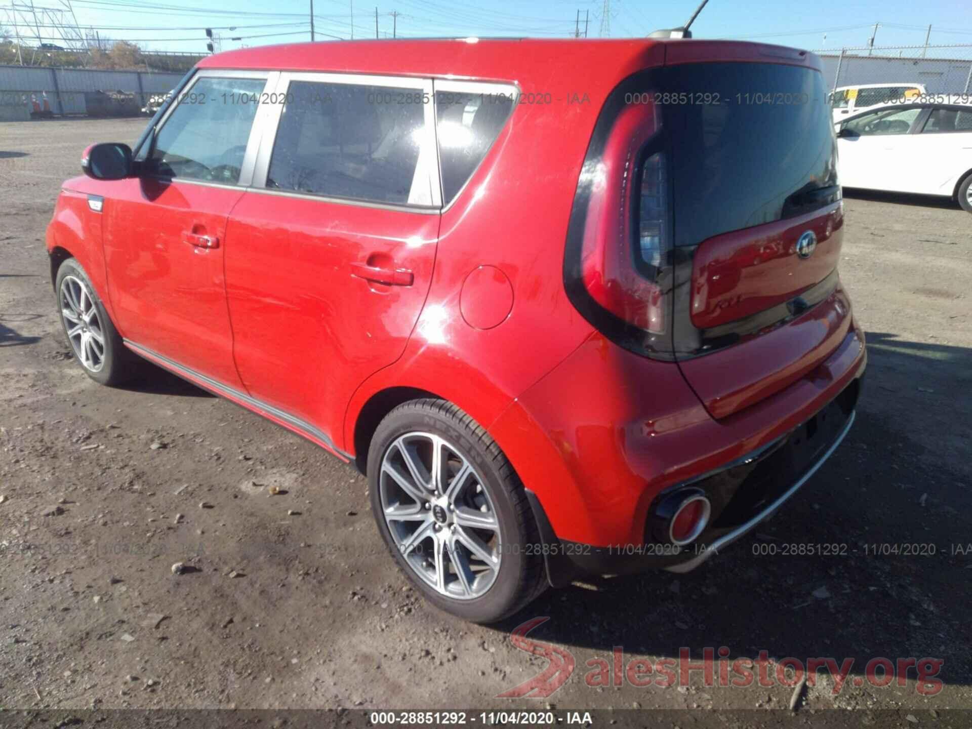 KNDJX3AA3J7570270 2018 KIA SOUL