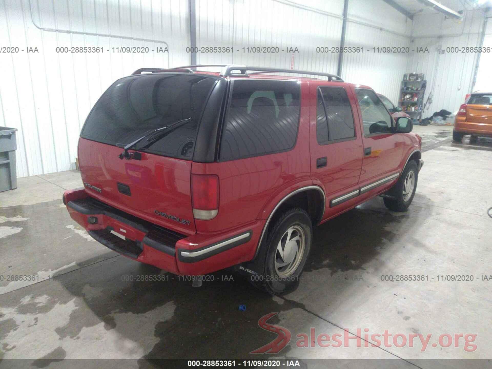 1GNDT13W4W2222463 1998 CHEVROLET BLAZER