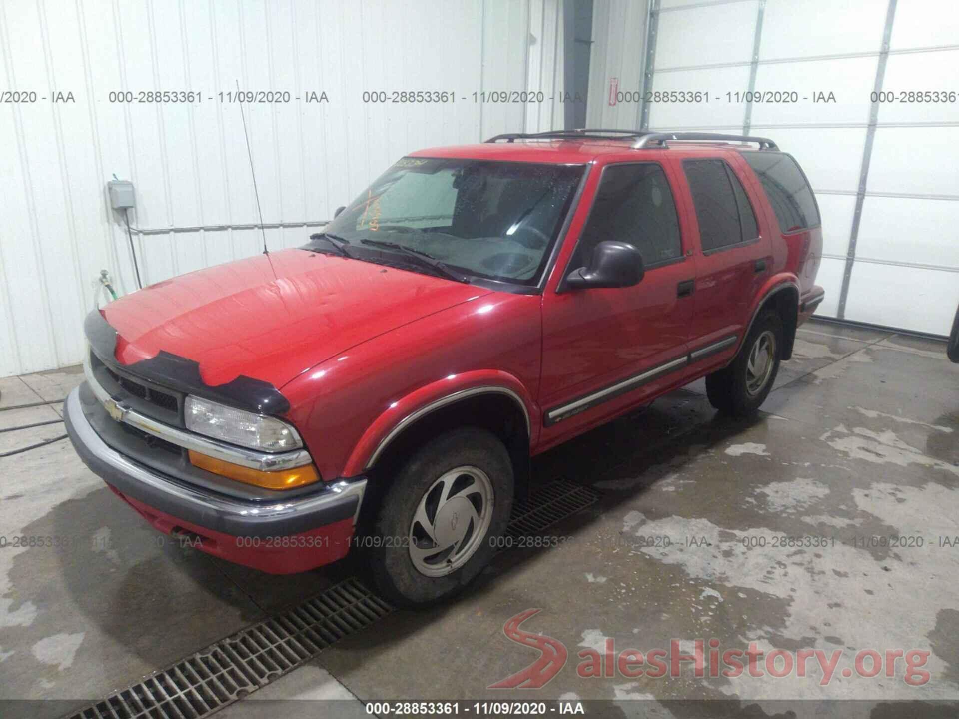 1GNDT13W4W2222463 1998 CHEVROLET BLAZER