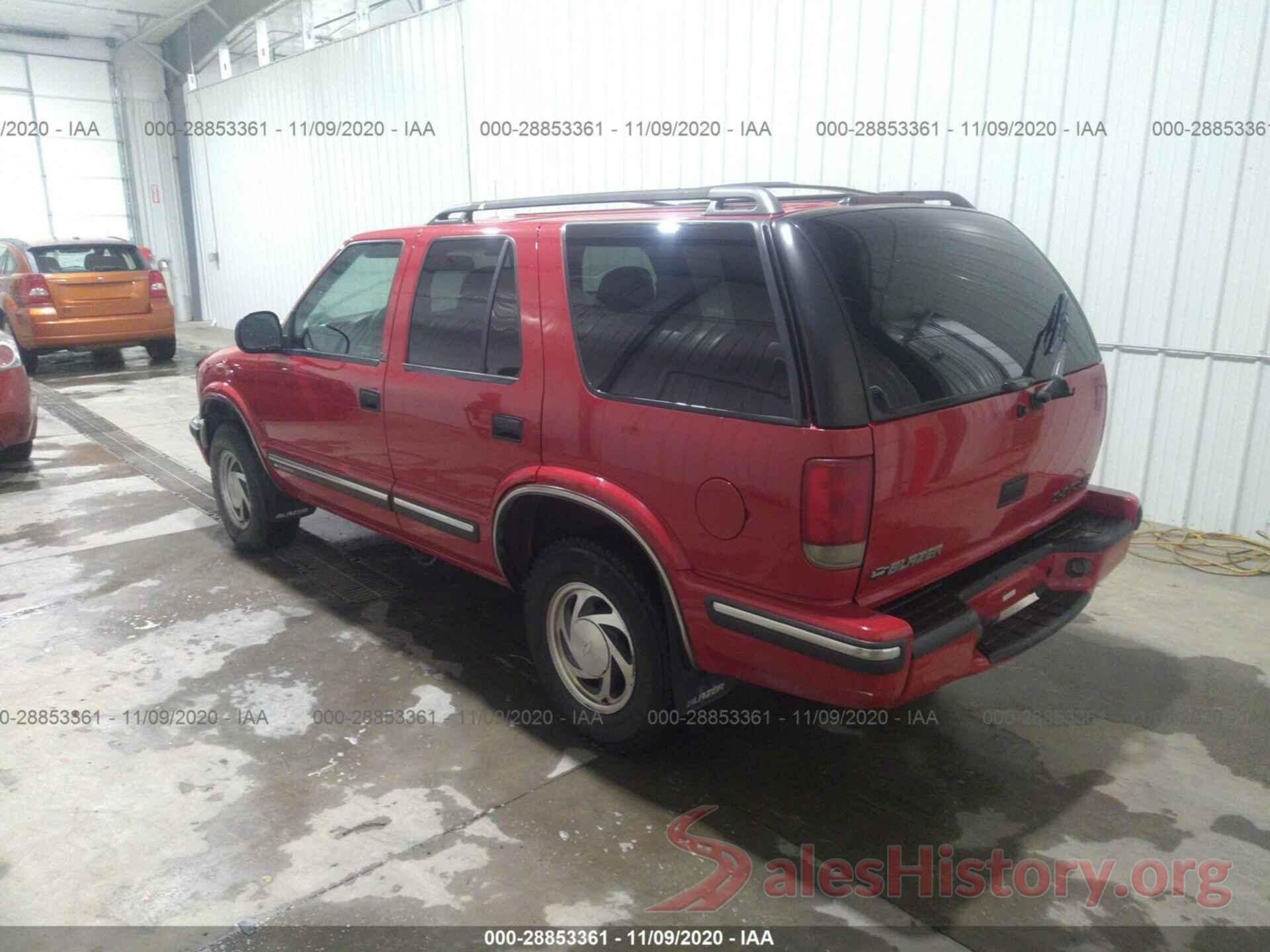 1GNDT13W4W2222463 1998 CHEVROLET BLAZER