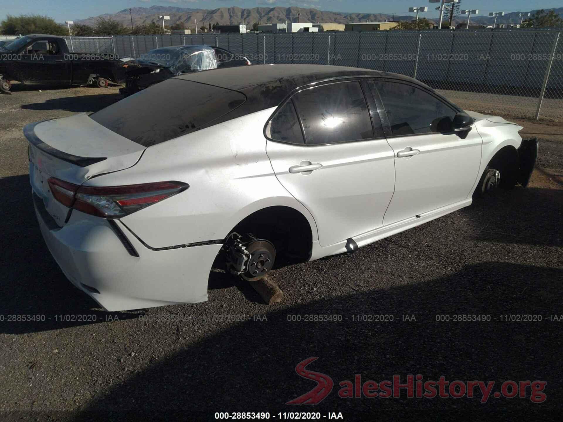 4T1B61HK2JU074755 2018 TOYOTA CAMRY