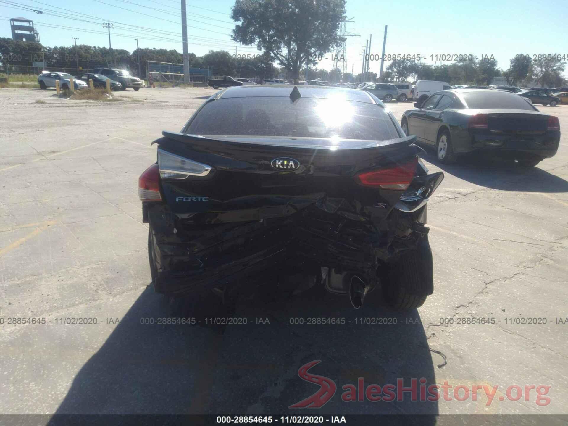 3KPFL4A7XJE283892 2018 KIA FORTE