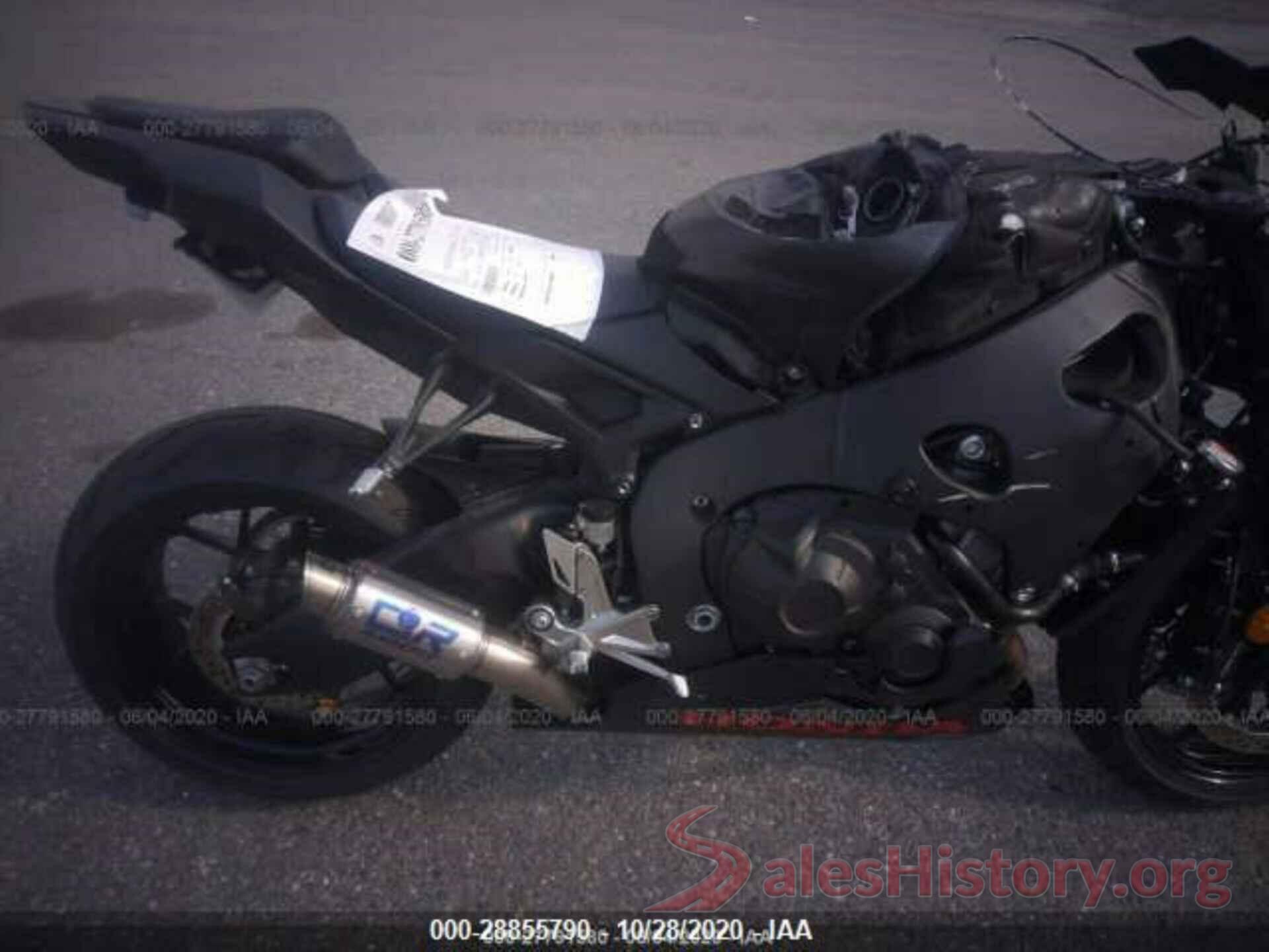 JH2SC7711JK100824 2018 HONDA CBR1000