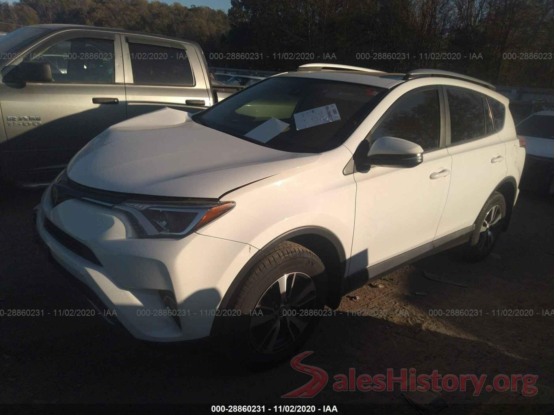 JTMRFREV9HJ134252 2017 TOYOTA RAV4