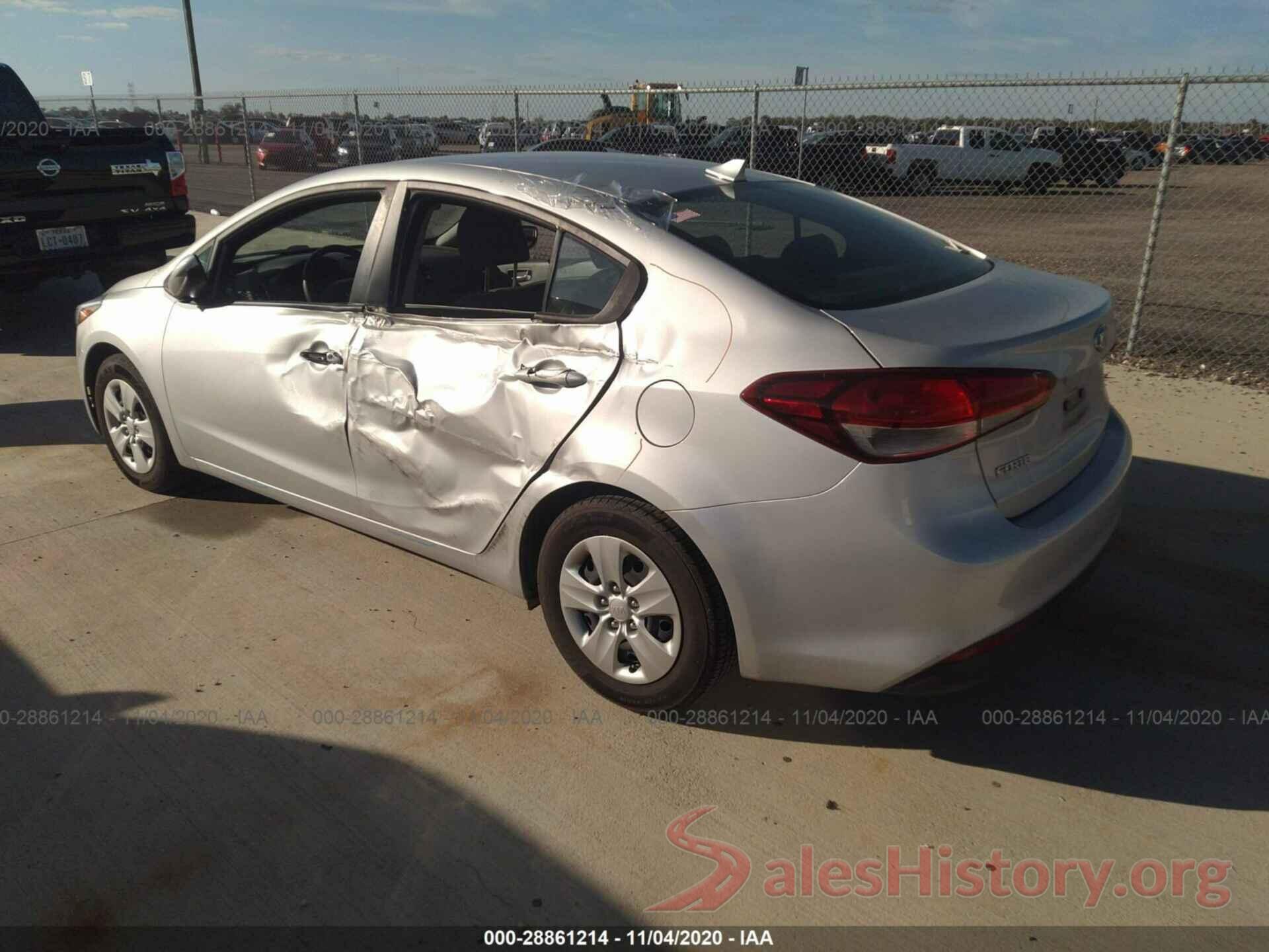 3KPFK4A75HE119768 2017 KIA FORTE