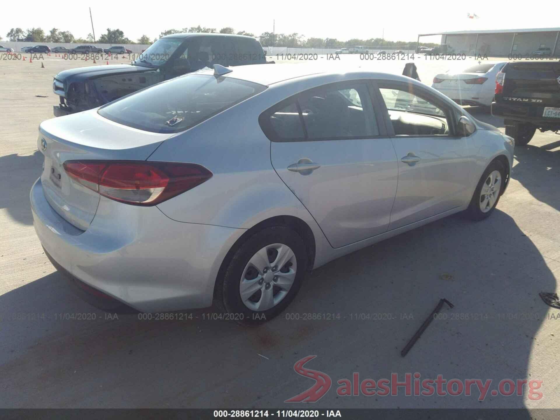 3KPFK4A75HE119768 2017 KIA FORTE