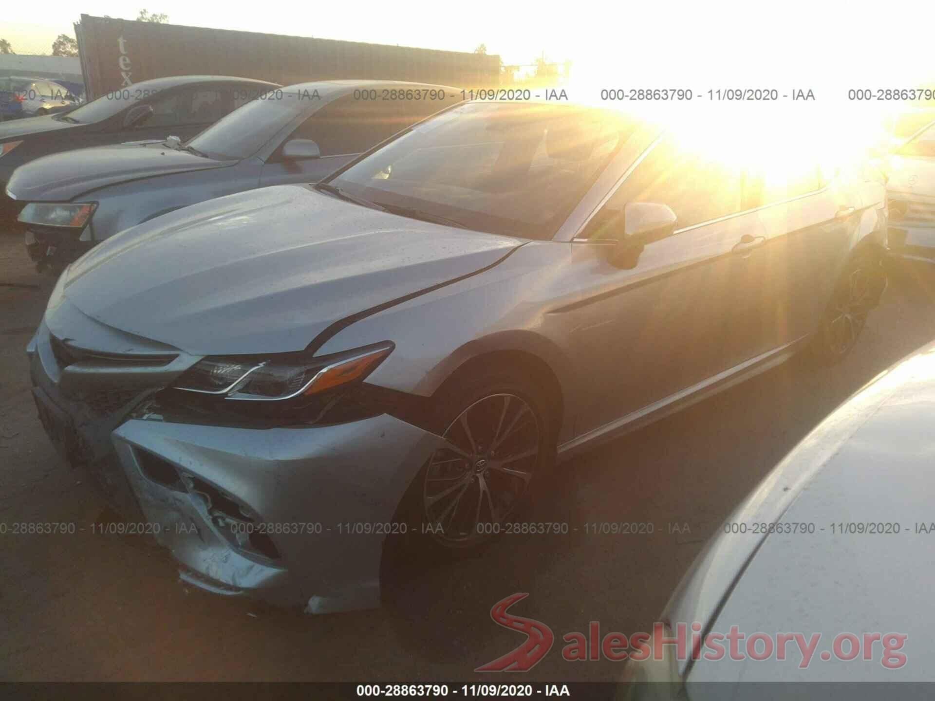 JTNB11HK0J3025977 2018 TOYOTA CAMRY