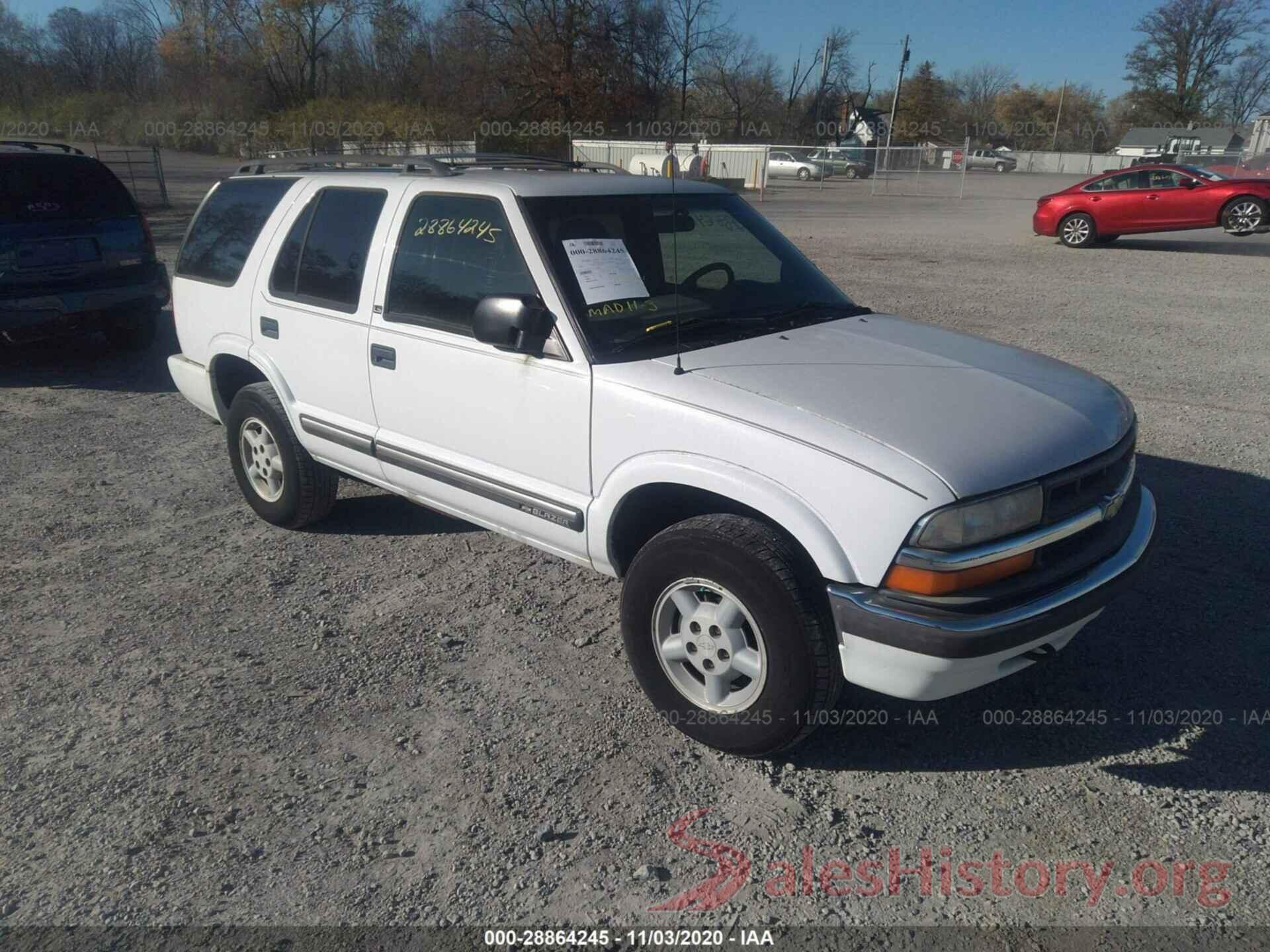 1GNDT13W2Y2288383 2000 CHEVROLET BLAZER