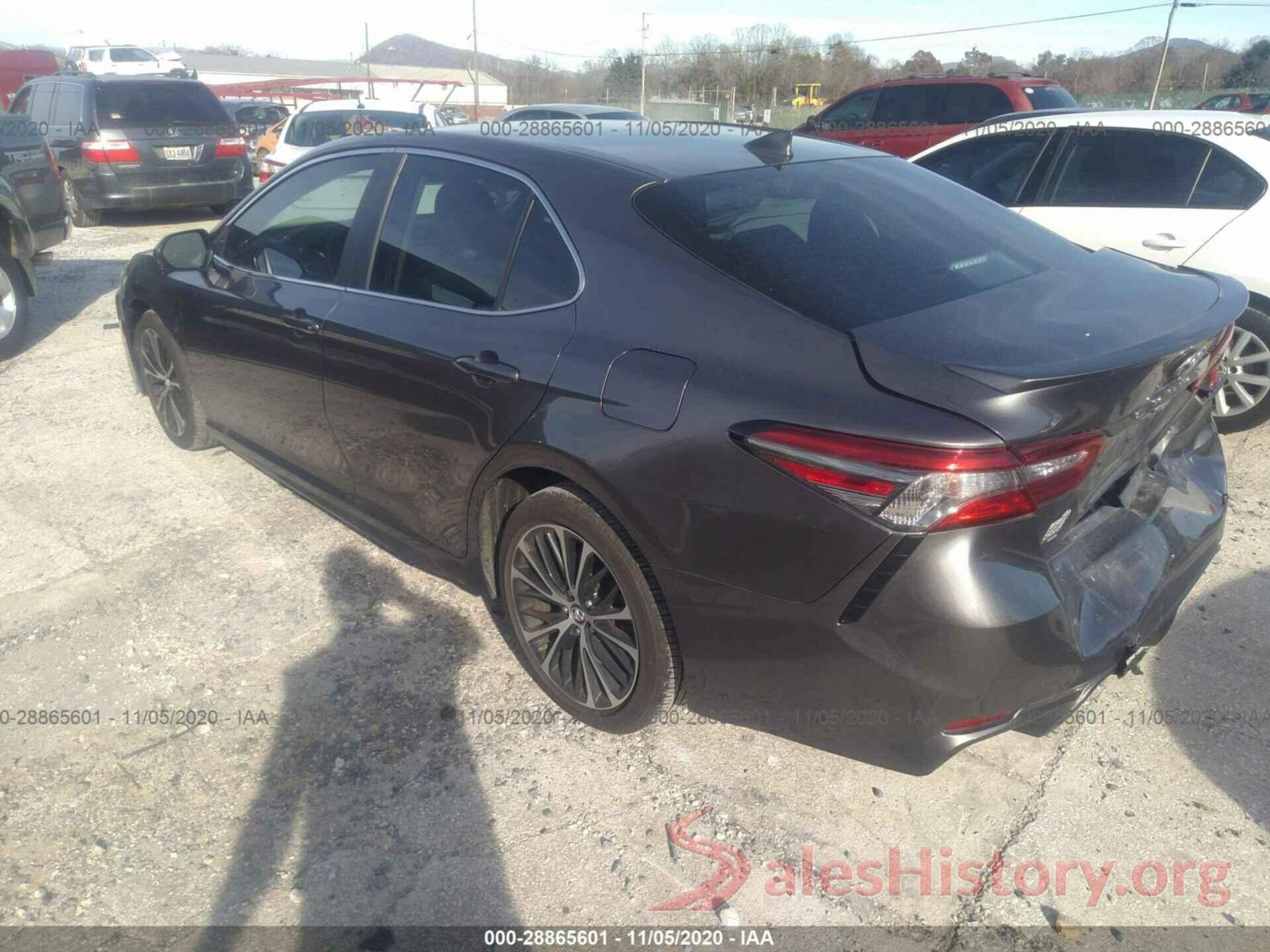 4T1B11HKXKU281426 2019 TOYOTA CAMRY