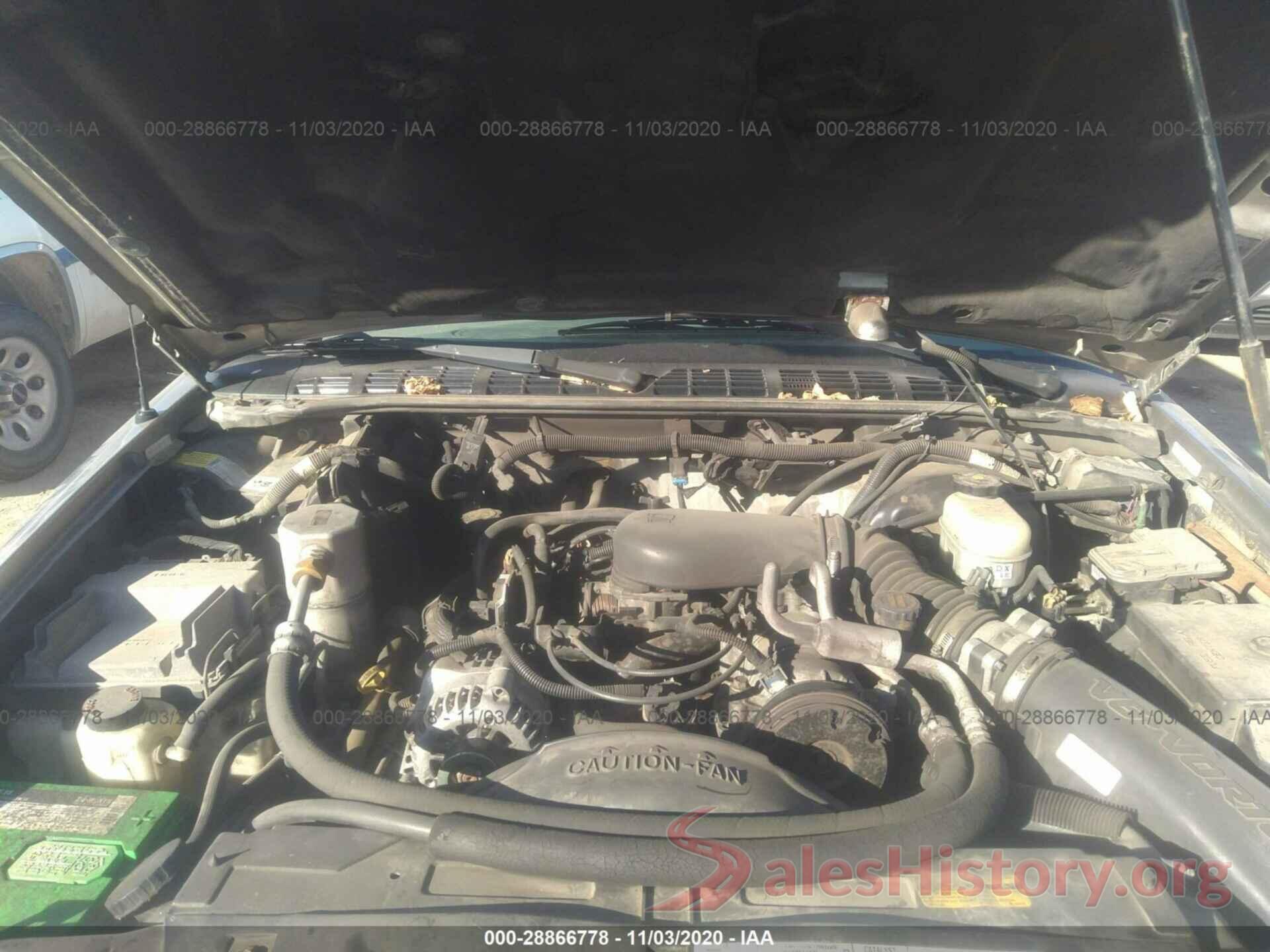 1GNDT13W912132704 2001 CHEVROLET BLAZER