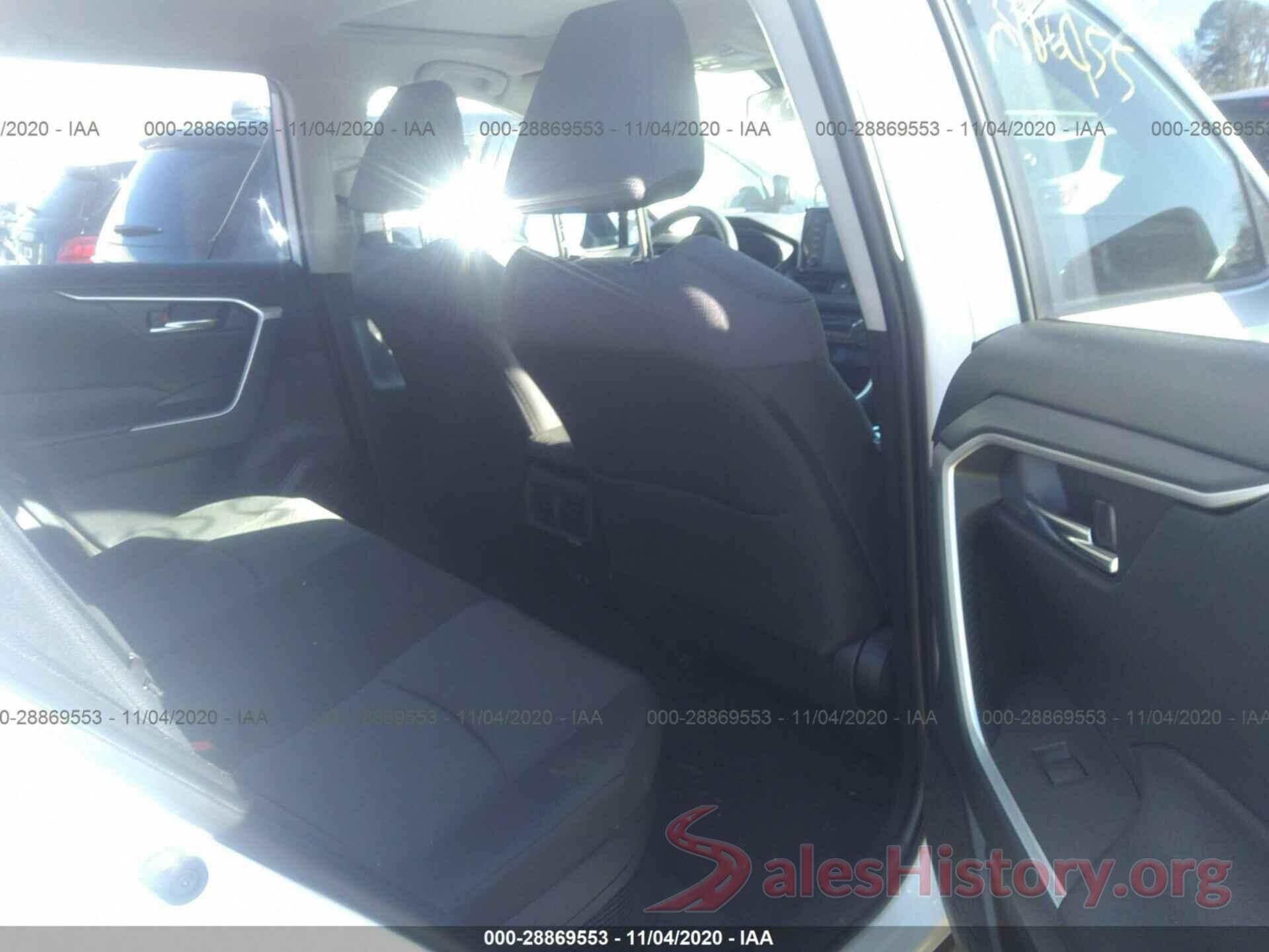 JTMRWRFV8KD042621 2019 TOYOTA RAV4