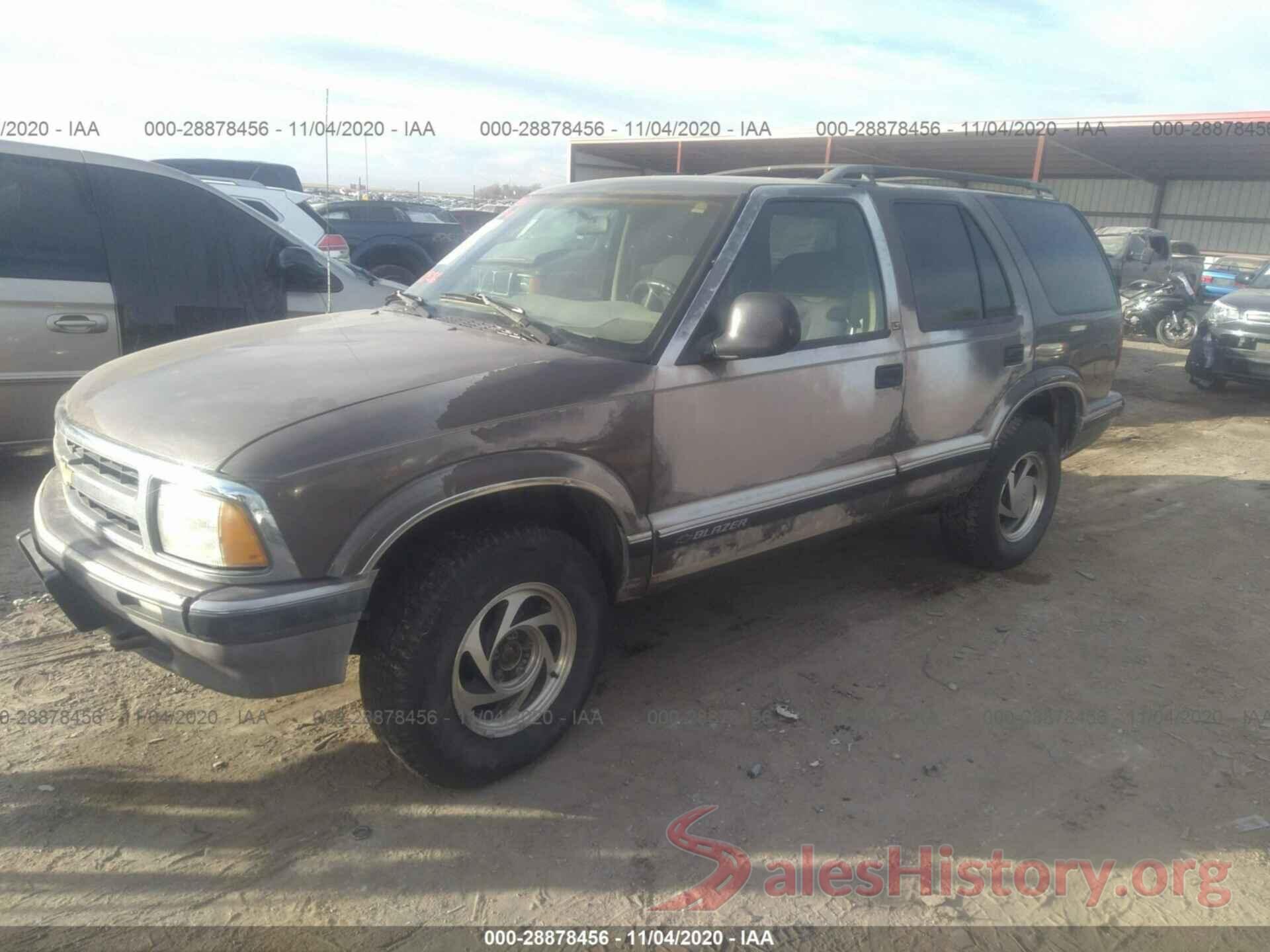 1GNDT13W8VK192320 1997 CHEVROLET BLAZER