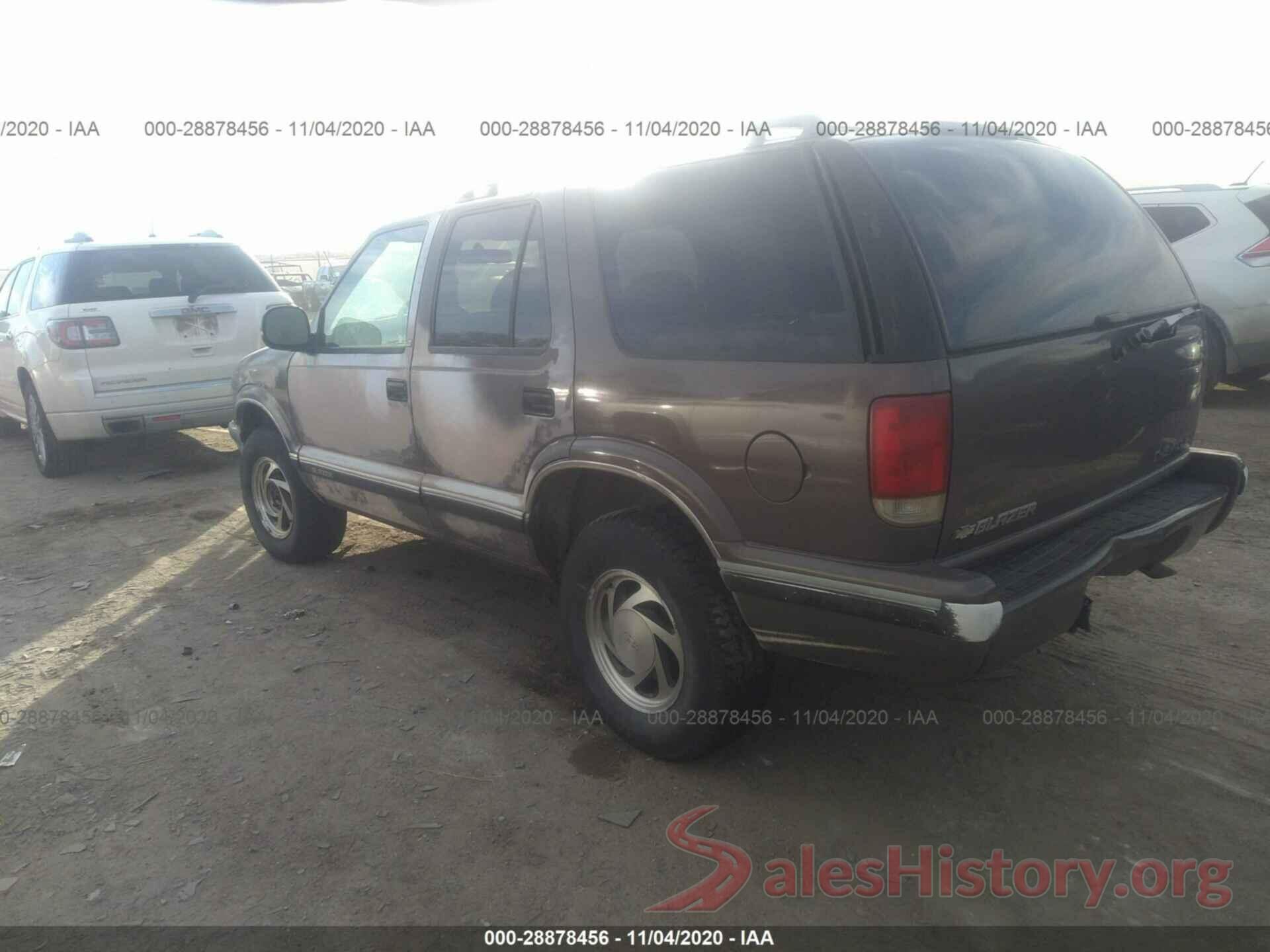 1GNDT13W8VK192320 1997 CHEVROLET BLAZER