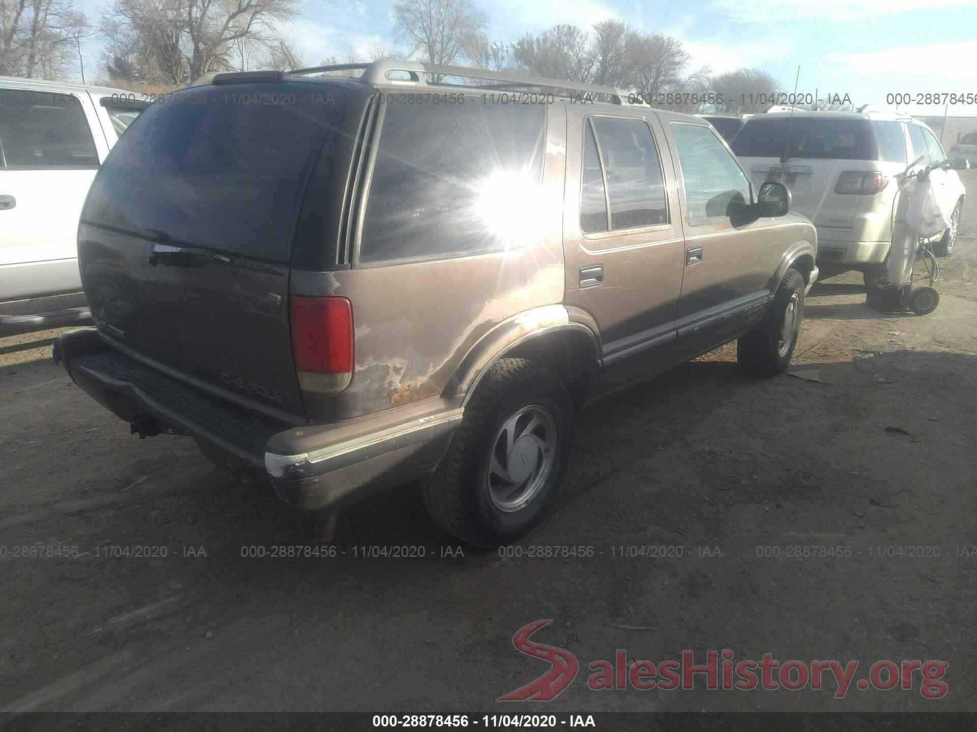 1GNDT13W8VK192320 1997 CHEVROLET BLAZER