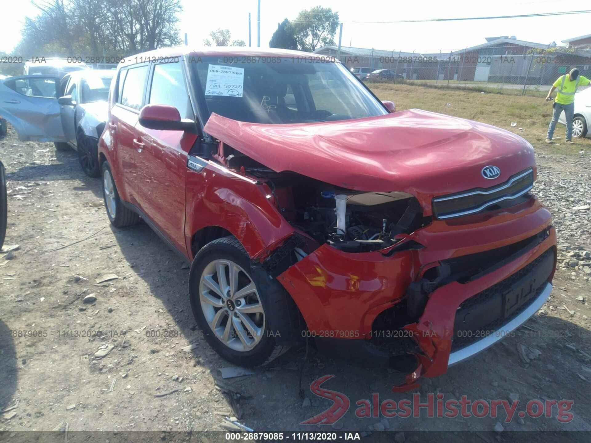 KNDJP3A55J7569415 2018 KIA SOUL