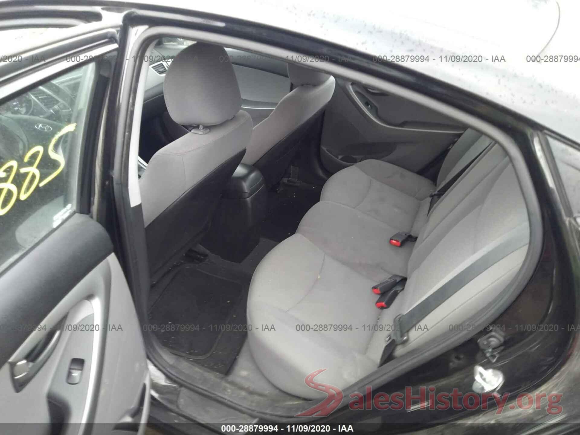 5NPDH4AE1GH709352 2016 HYUNDAI ELANTRA