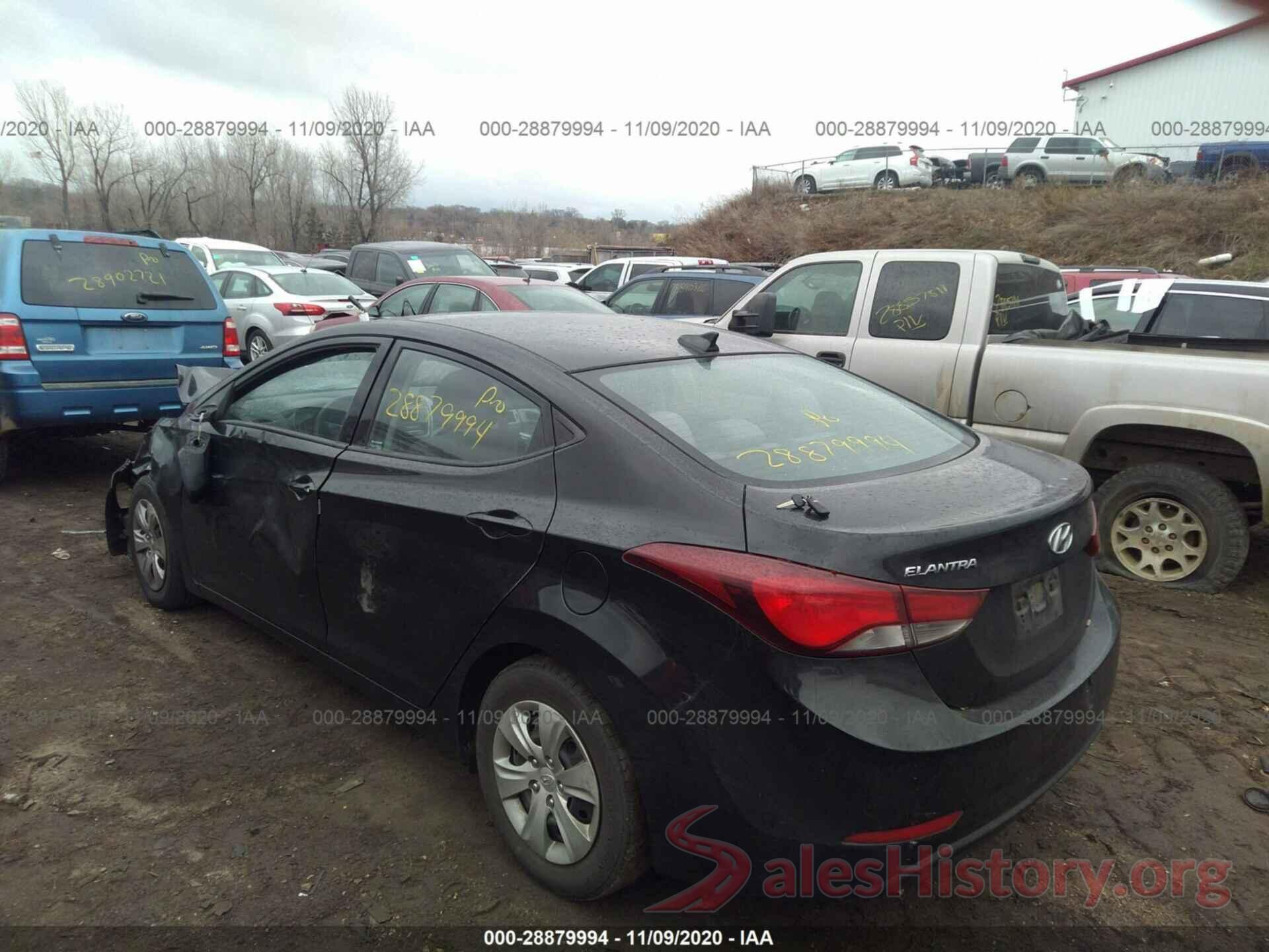 5NPDH4AE1GH709352 2016 HYUNDAI ELANTRA