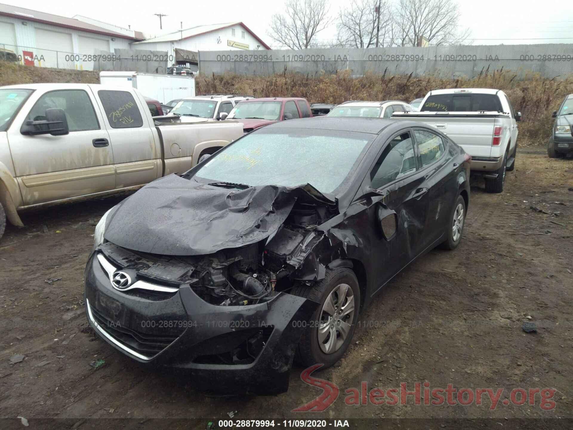 5NPDH4AE1GH709352 2016 HYUNDAI ELANTRA