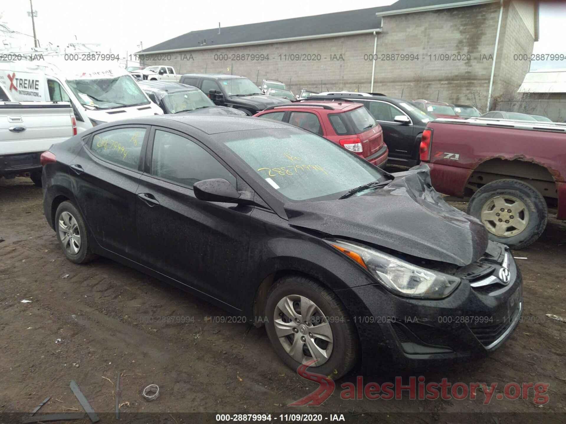 5NPDH4AE1GH709352 2016 HYUNDAI ELANTRA