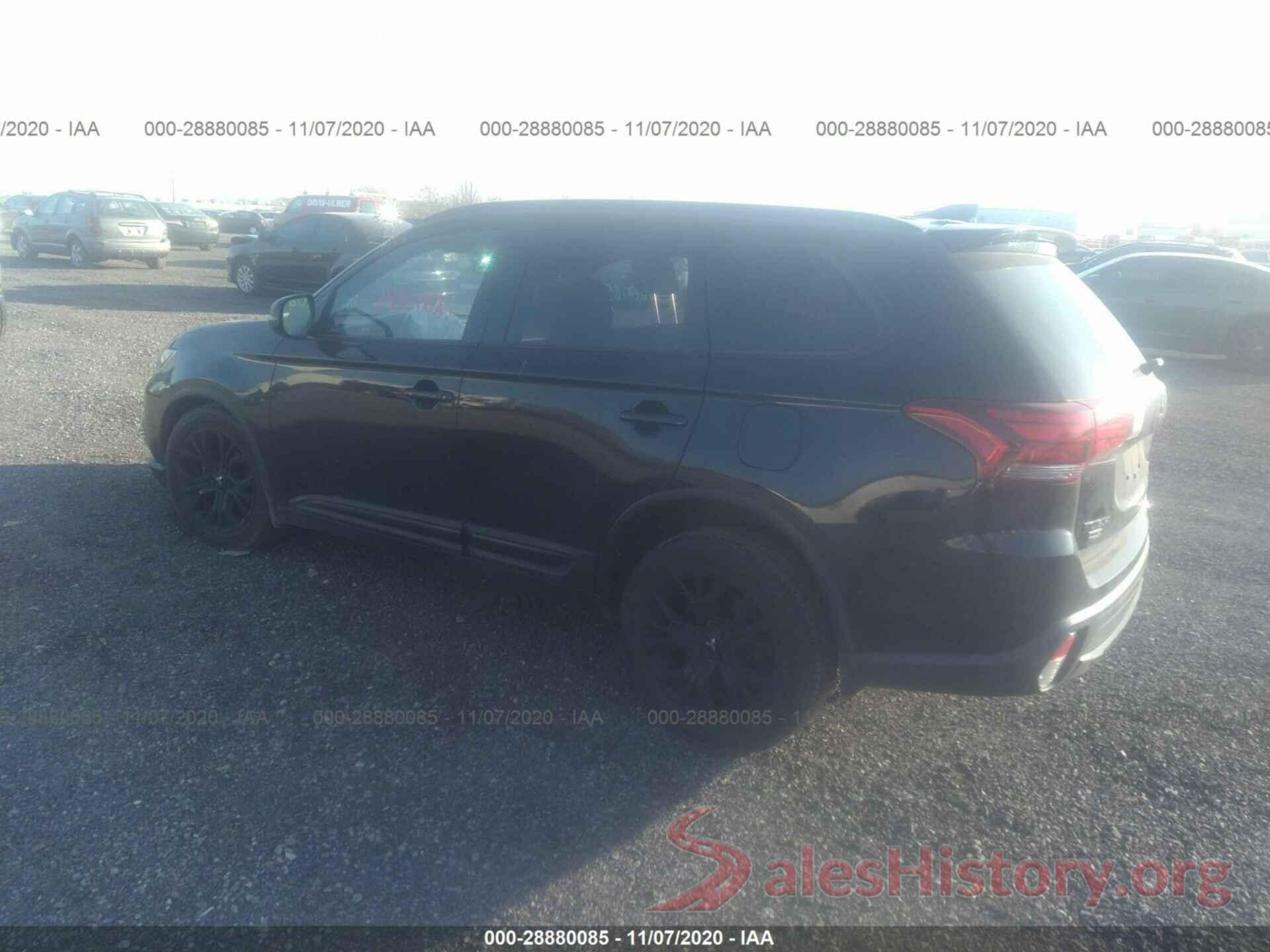 JA4AD3A33JZ025758 2018 MITSUBISHI OUTLANDER