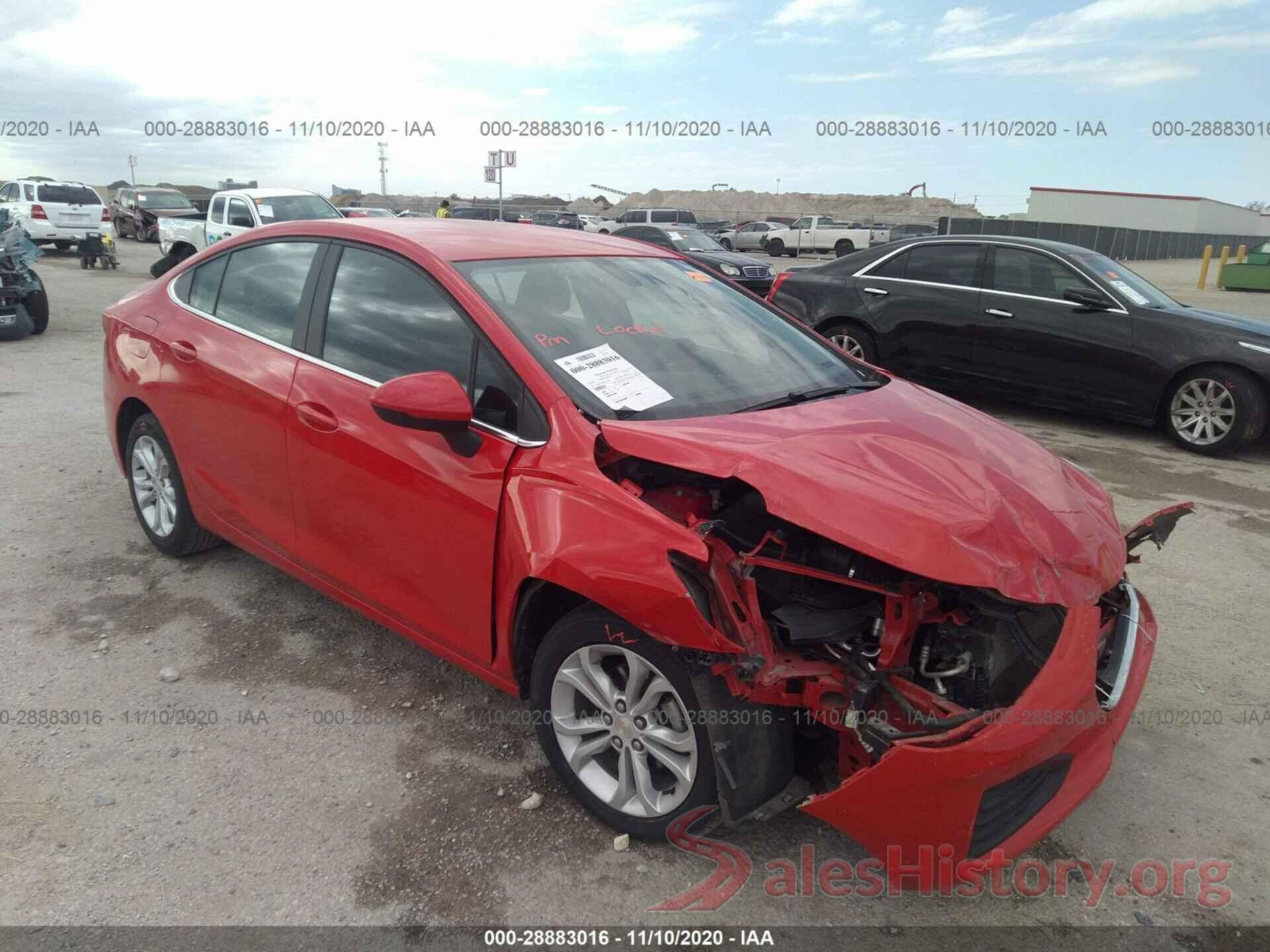 1G1BE5SM9K7110930 2019 CHEVROLET CRUZE