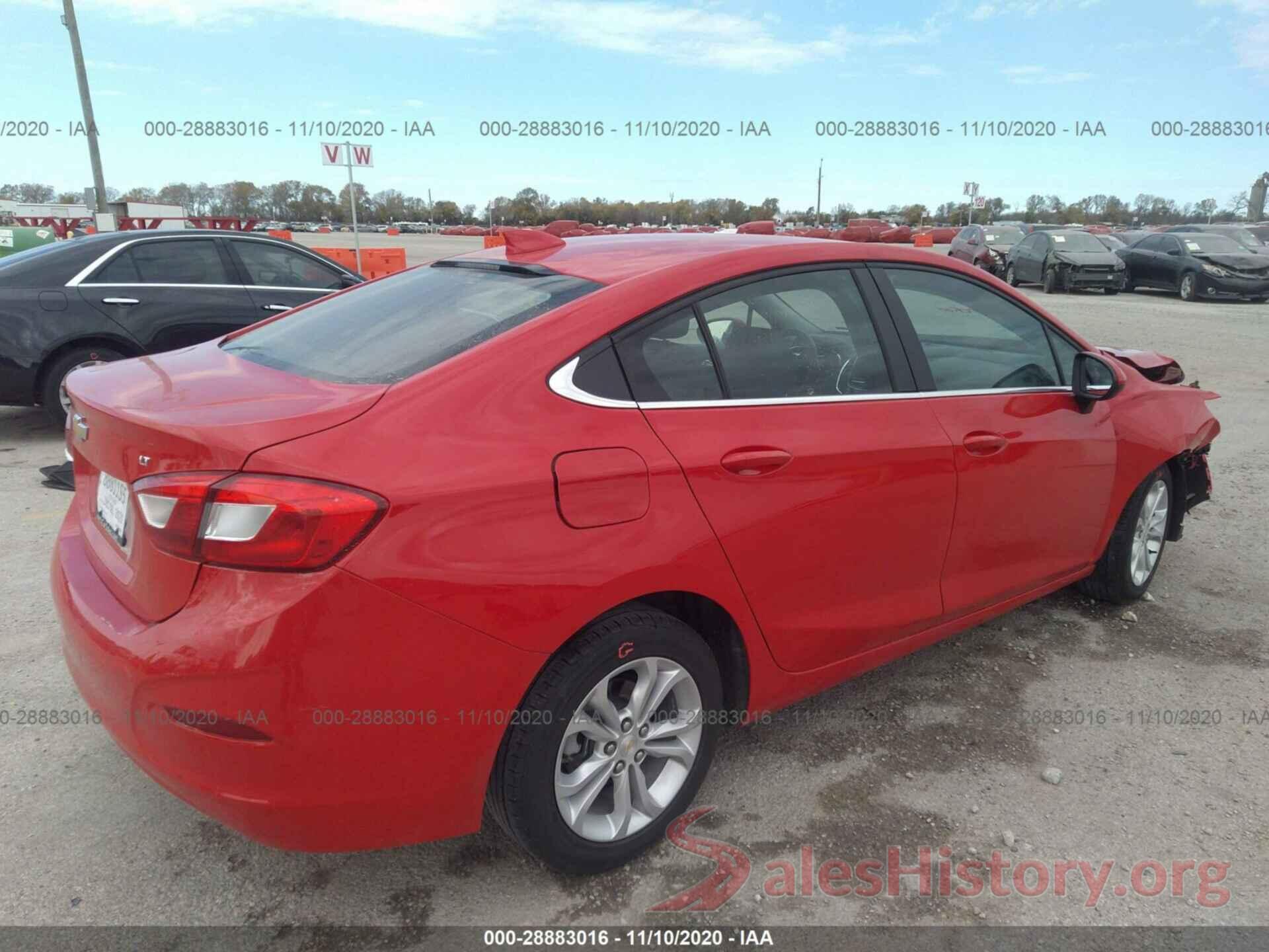 1G1BE5SM9K7110930 2019 CHEVROLET CRUZE