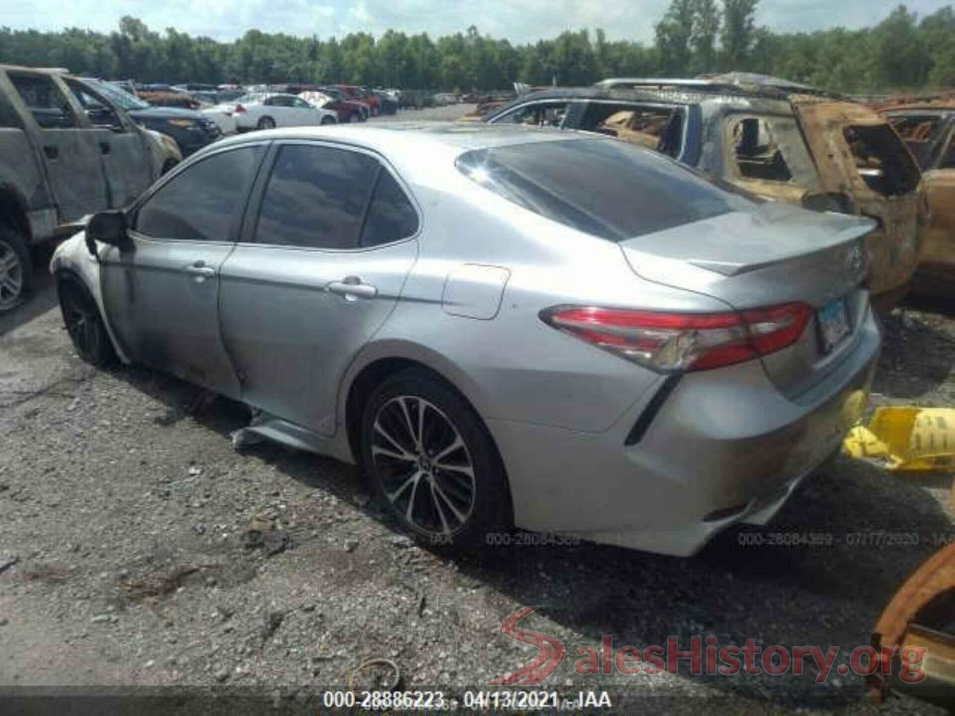 JTNB11HK8J3033180 2018 TOYOTA CAMRY