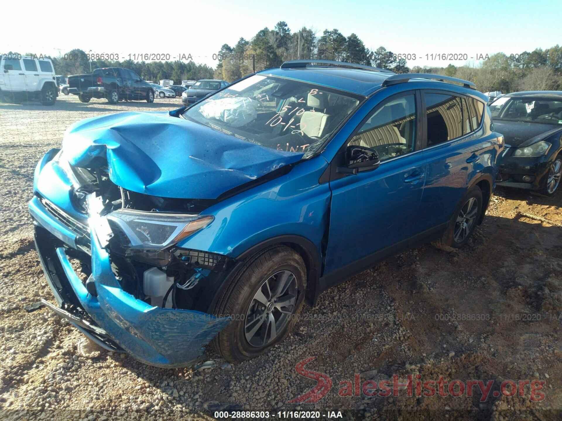 JTMRFREV3HJ145103 2017 TOYOTA RAV4