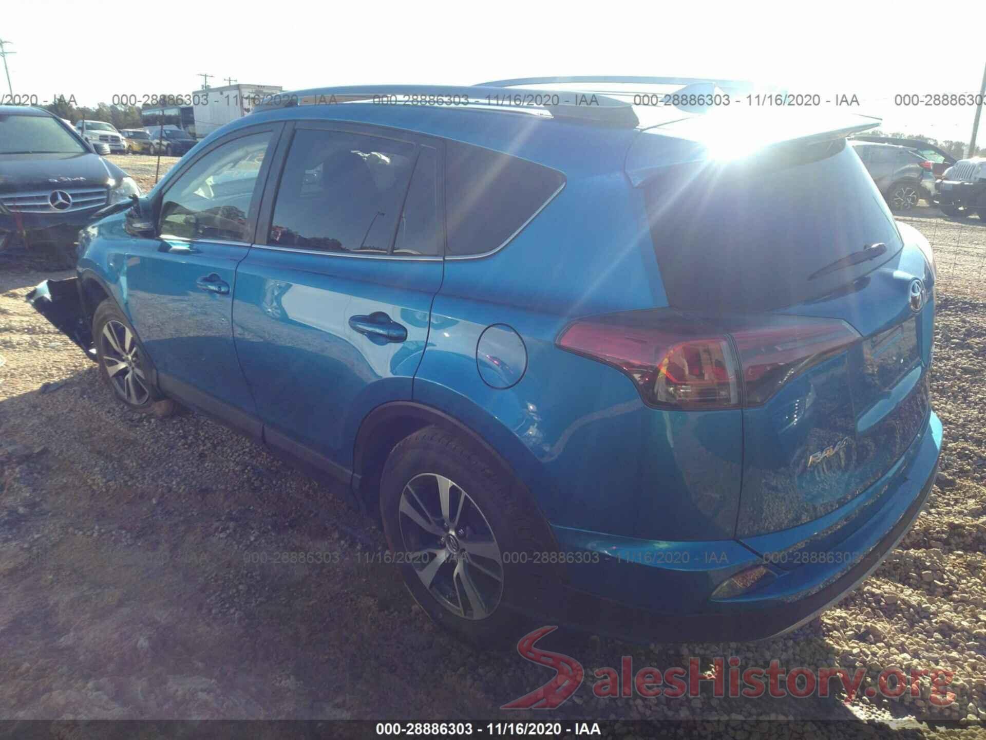 JTMRFREV3HJ145103 2017 TOYOTA RAV4