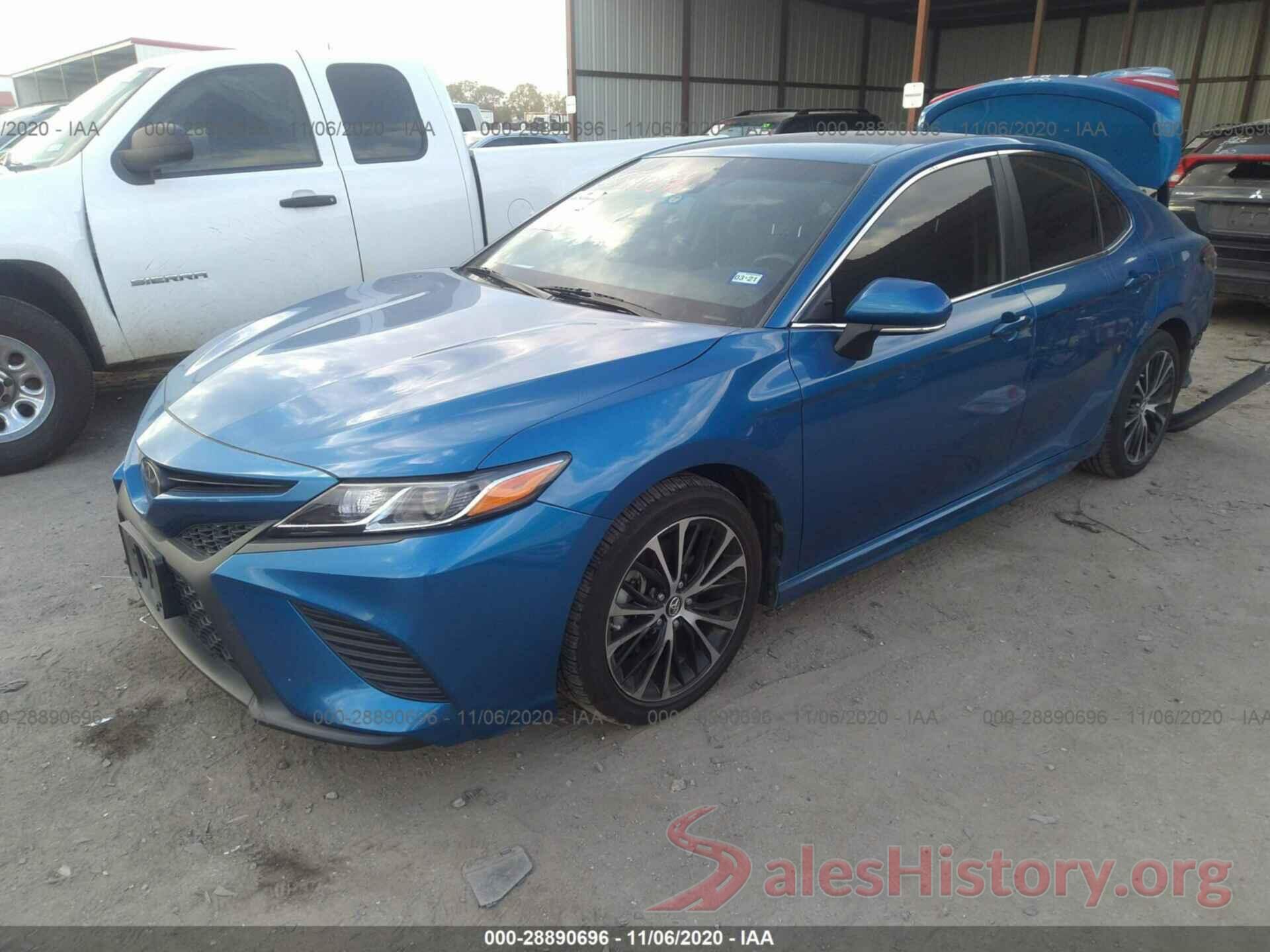 4T1B11HK9JU081622 2018 TOYOTA CAMRY