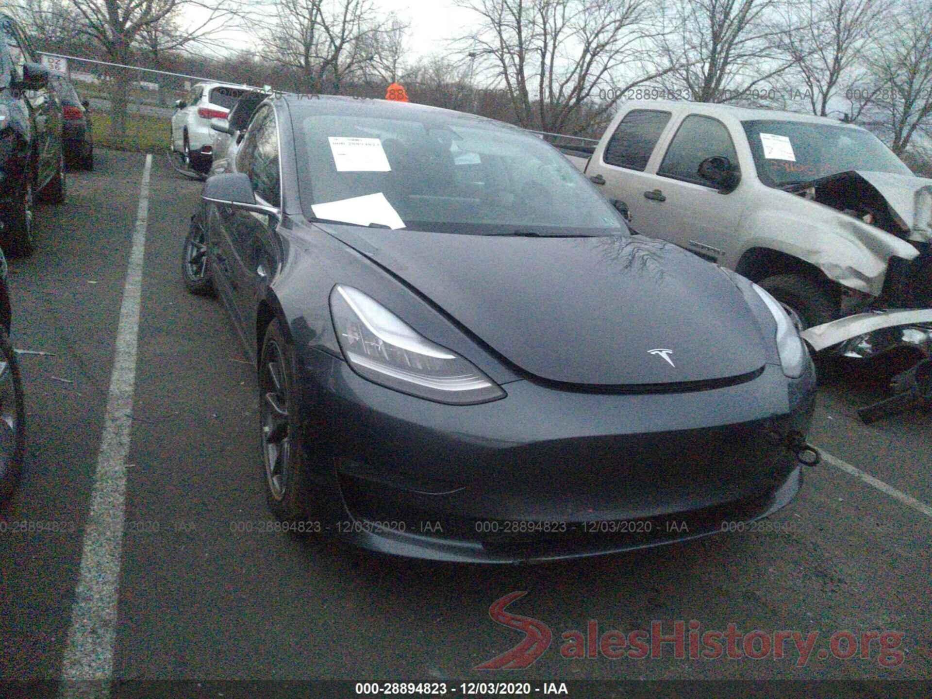 5YJ3E1EB3JF119520 2018 TESLA MODEL 3