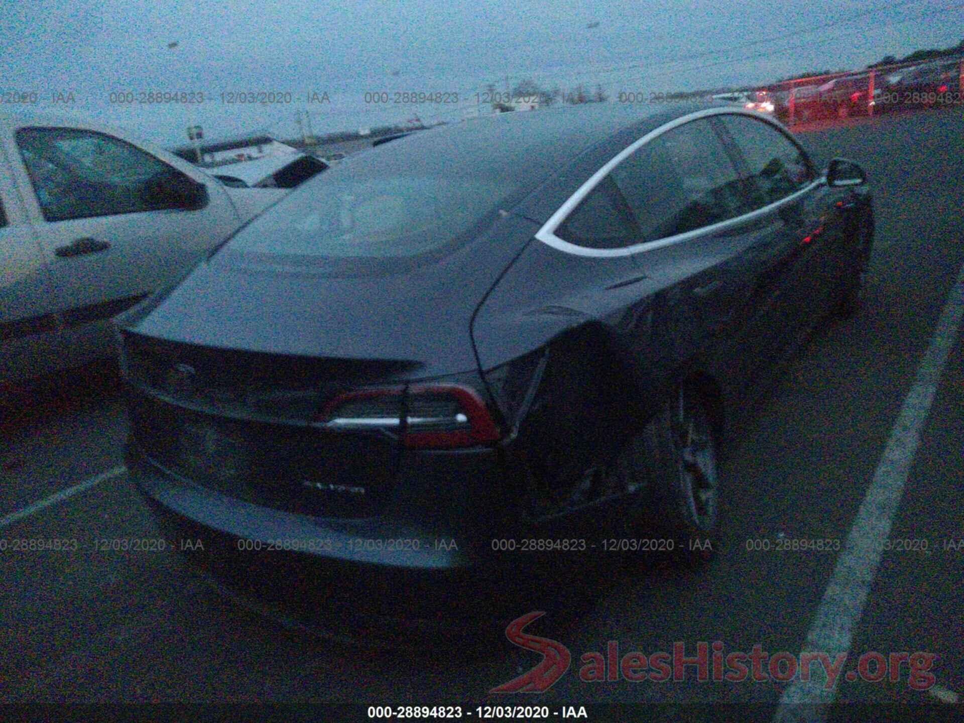 5YJ3E1EB3JF119520 2018 TESLA MODEL 3