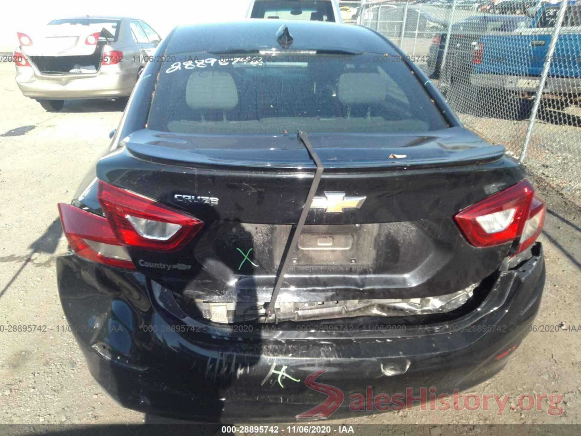 1G1BE5SM2J7246038 2018 CHEVROLET CRUZE