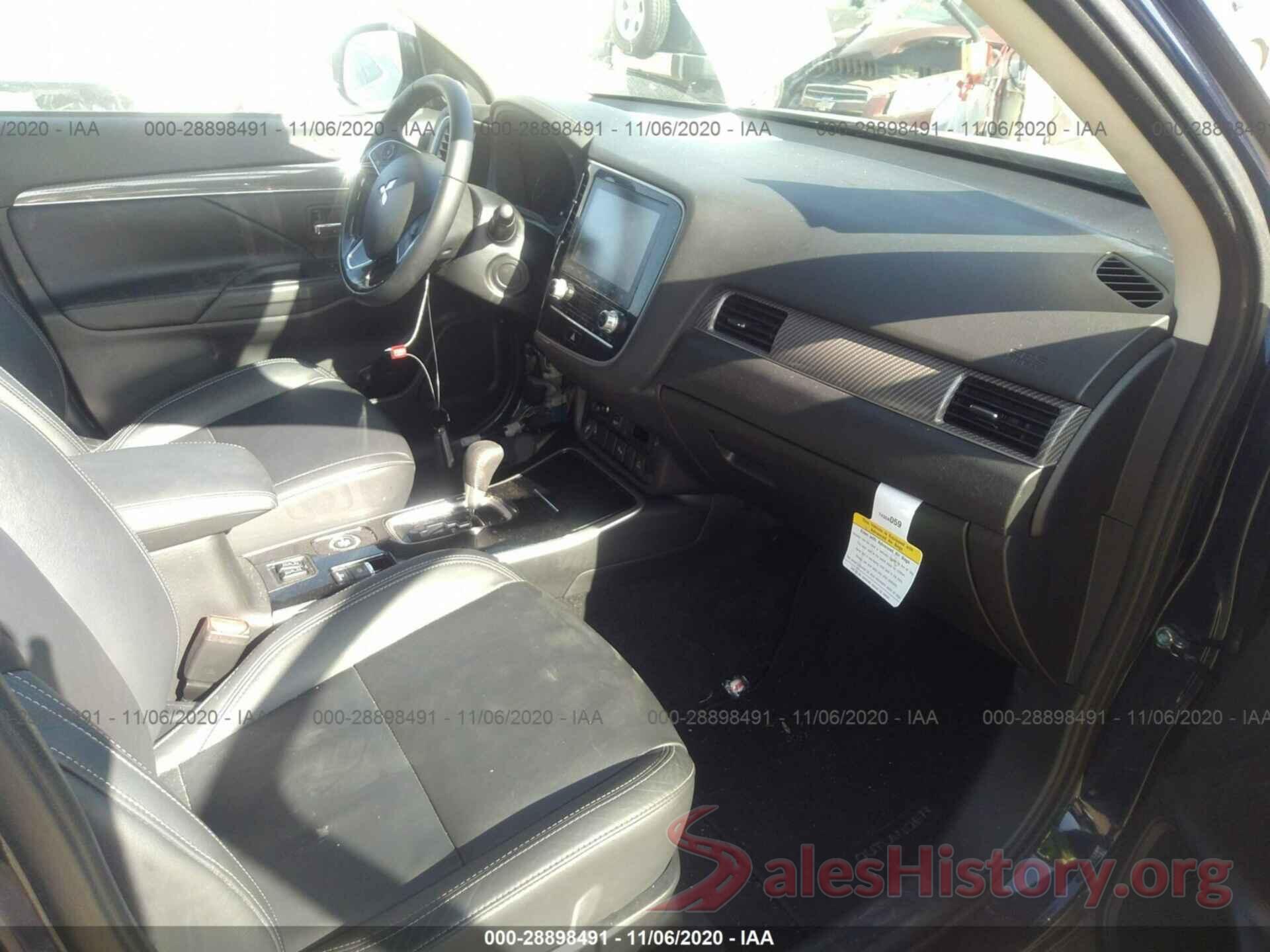 JA4AZ3A39LZ035568 2020 MITSUBISHI OUTLANDER