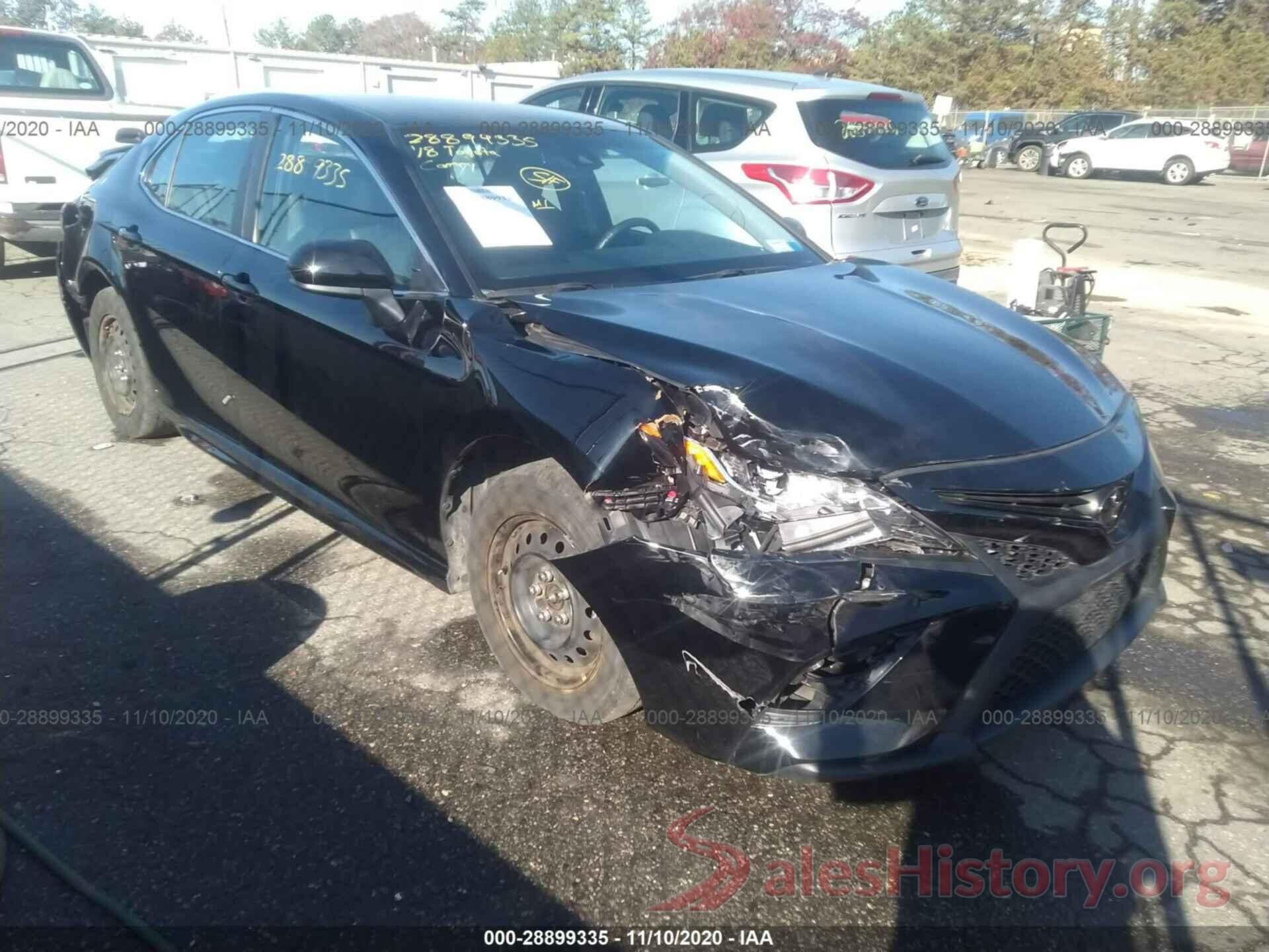 4T1B11HK0JU067768 2018 TOYOTA CAMRY