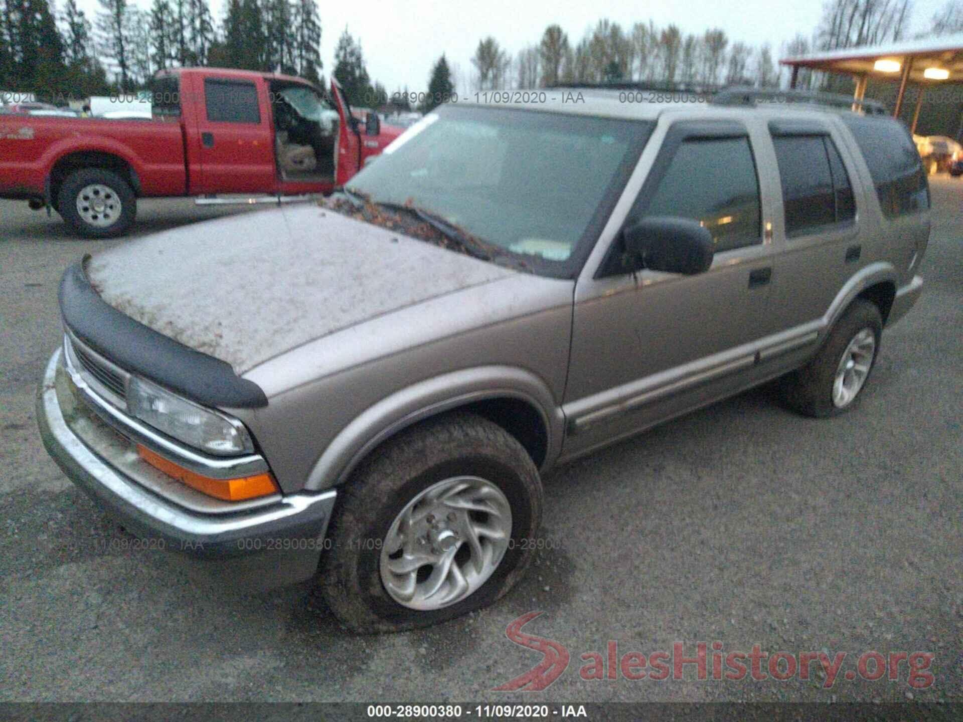 1GNDT13W6Y2273787 2000 CHEVROLET BLAZER