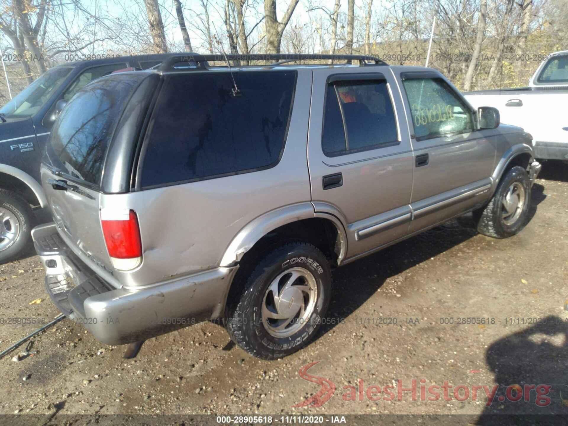 1GNDT13WX12212898 2001 CHEVROLET BLAZER