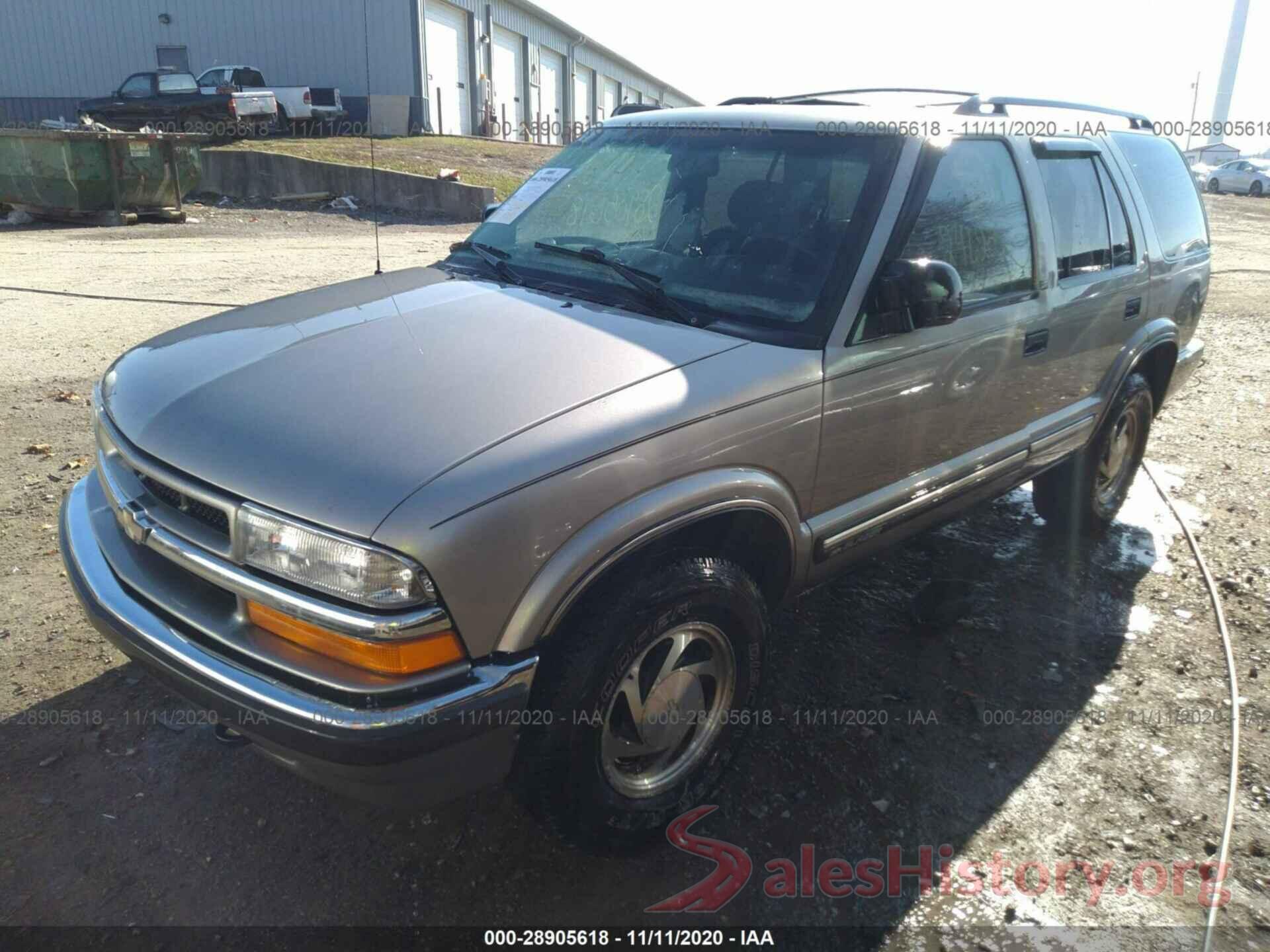 1GNDT13WX12212898 2001 CHEVROLET BLAZER