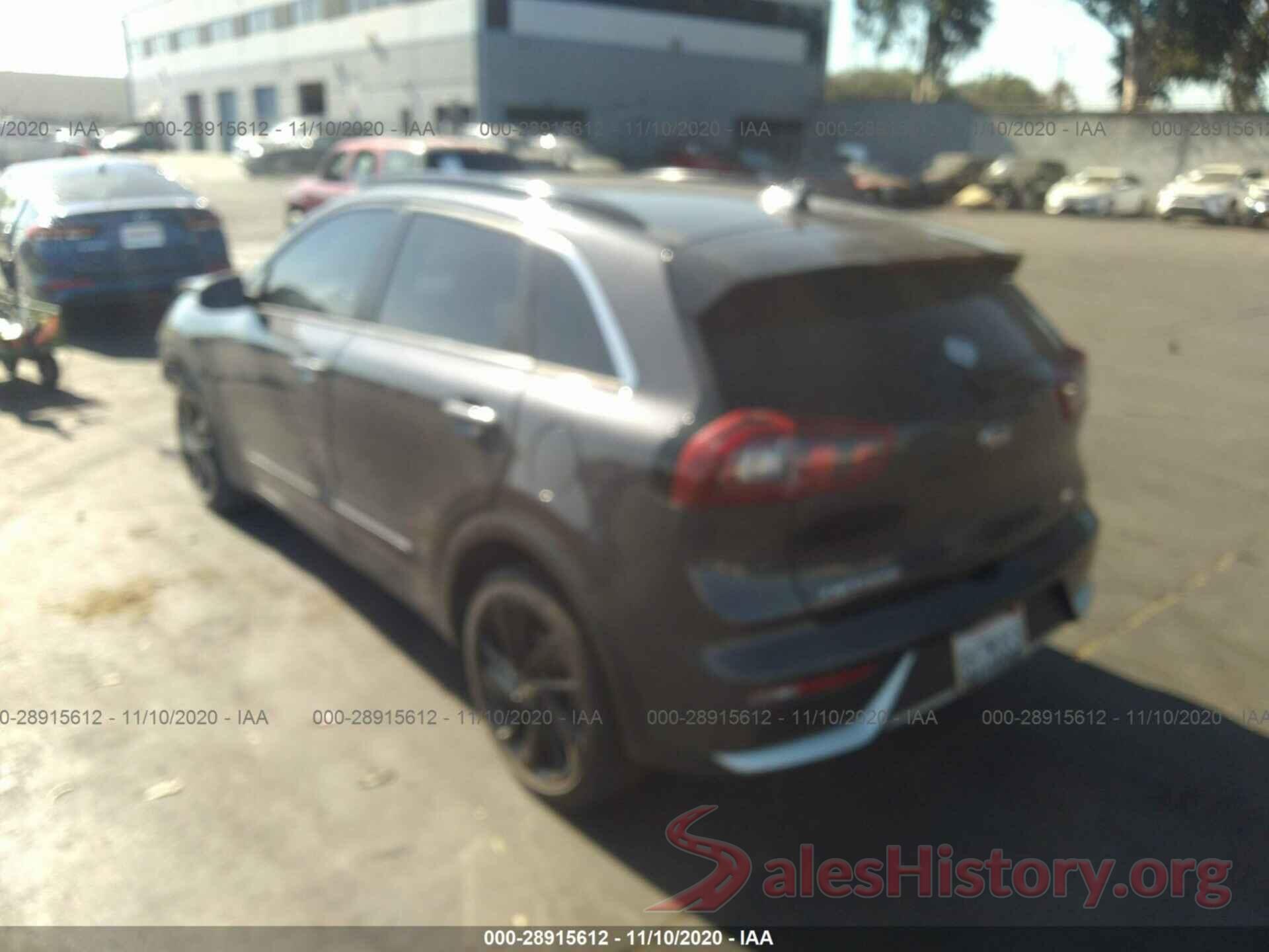 KNDCC3LC9J5160619 2018 KIA NIRO