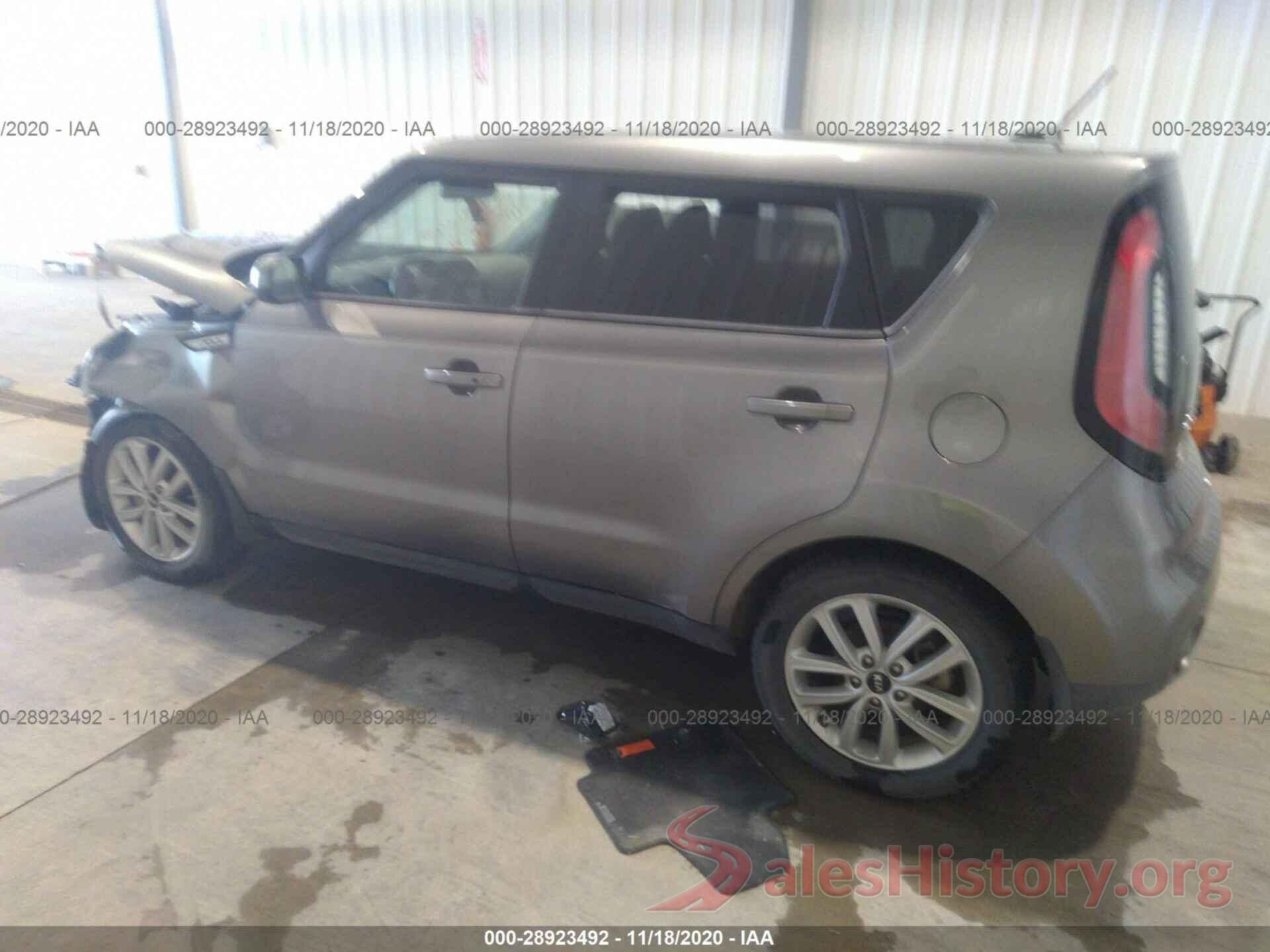 KNDJP3A52K7640717 2019 KIA SOUL