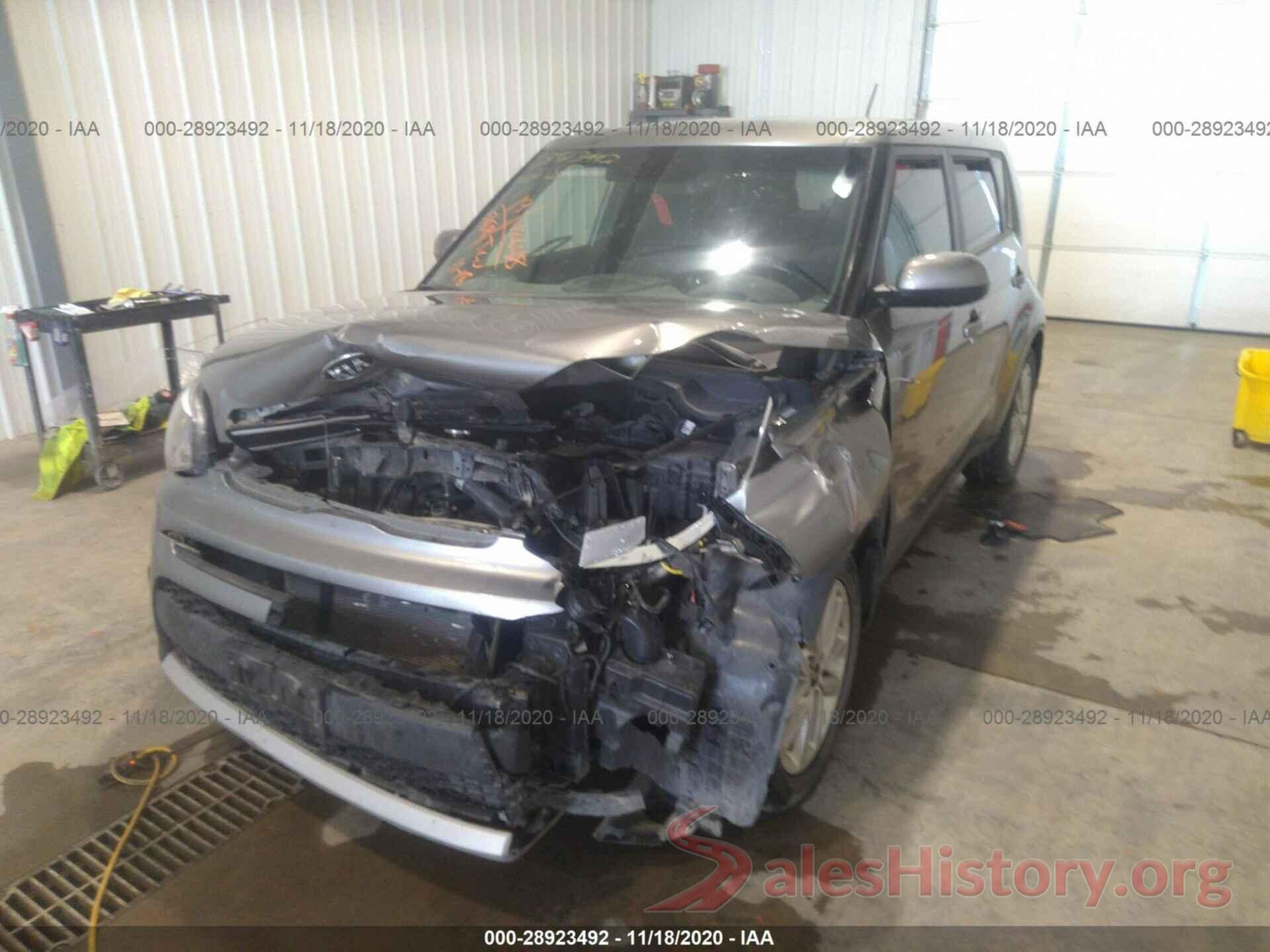 KNDJP3A52K7640717 2019 KIA SOUL