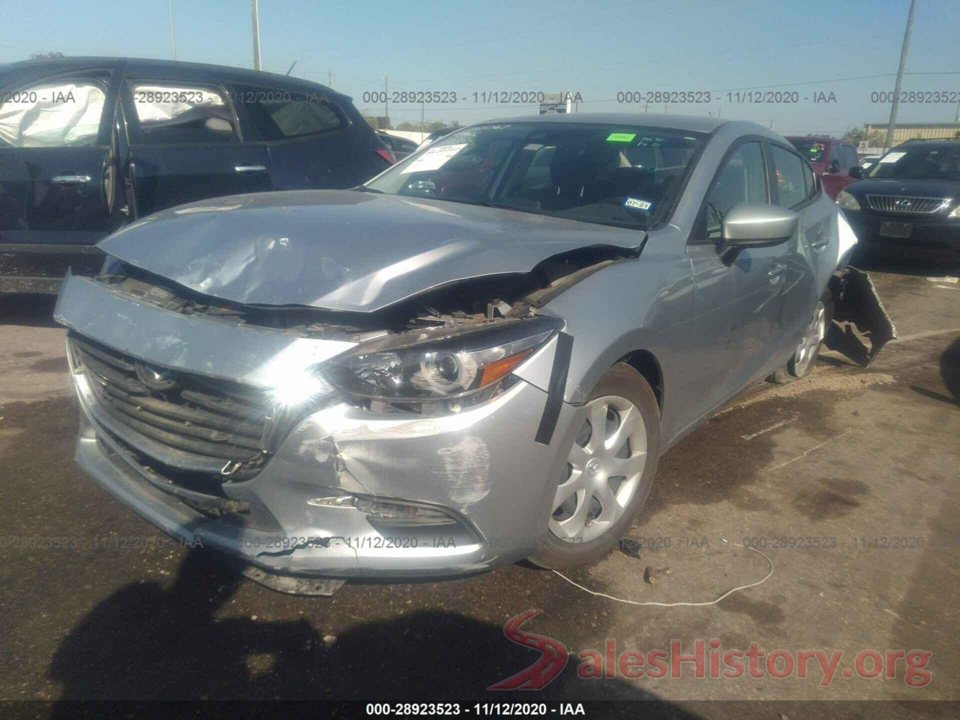 3MZBN1U77JM240889 2018 MAZDA MAZDA3 4-DOOR