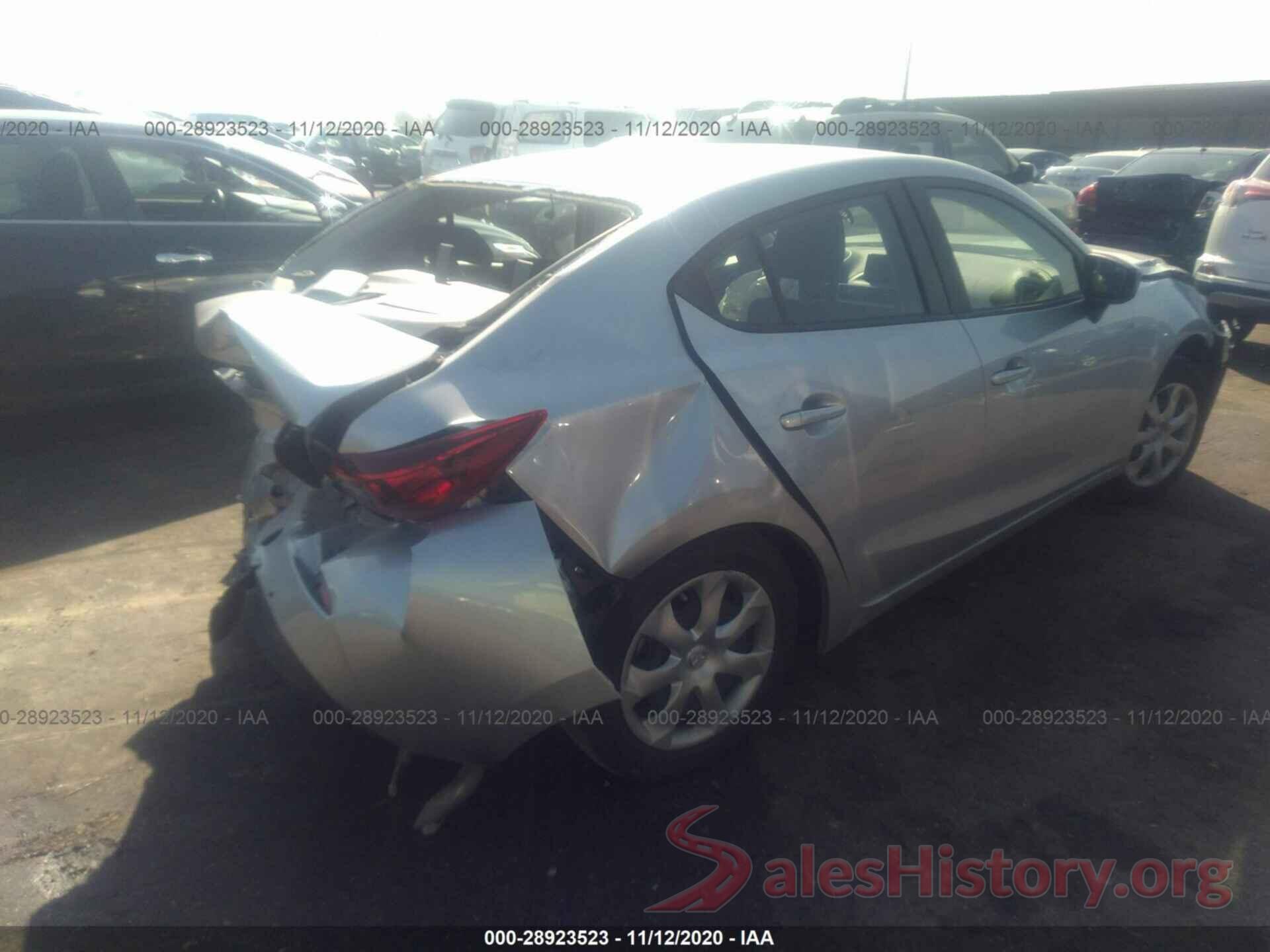 3MZBN1U77JM240889 2018 MAZDA MAZDA3 4-DOOR