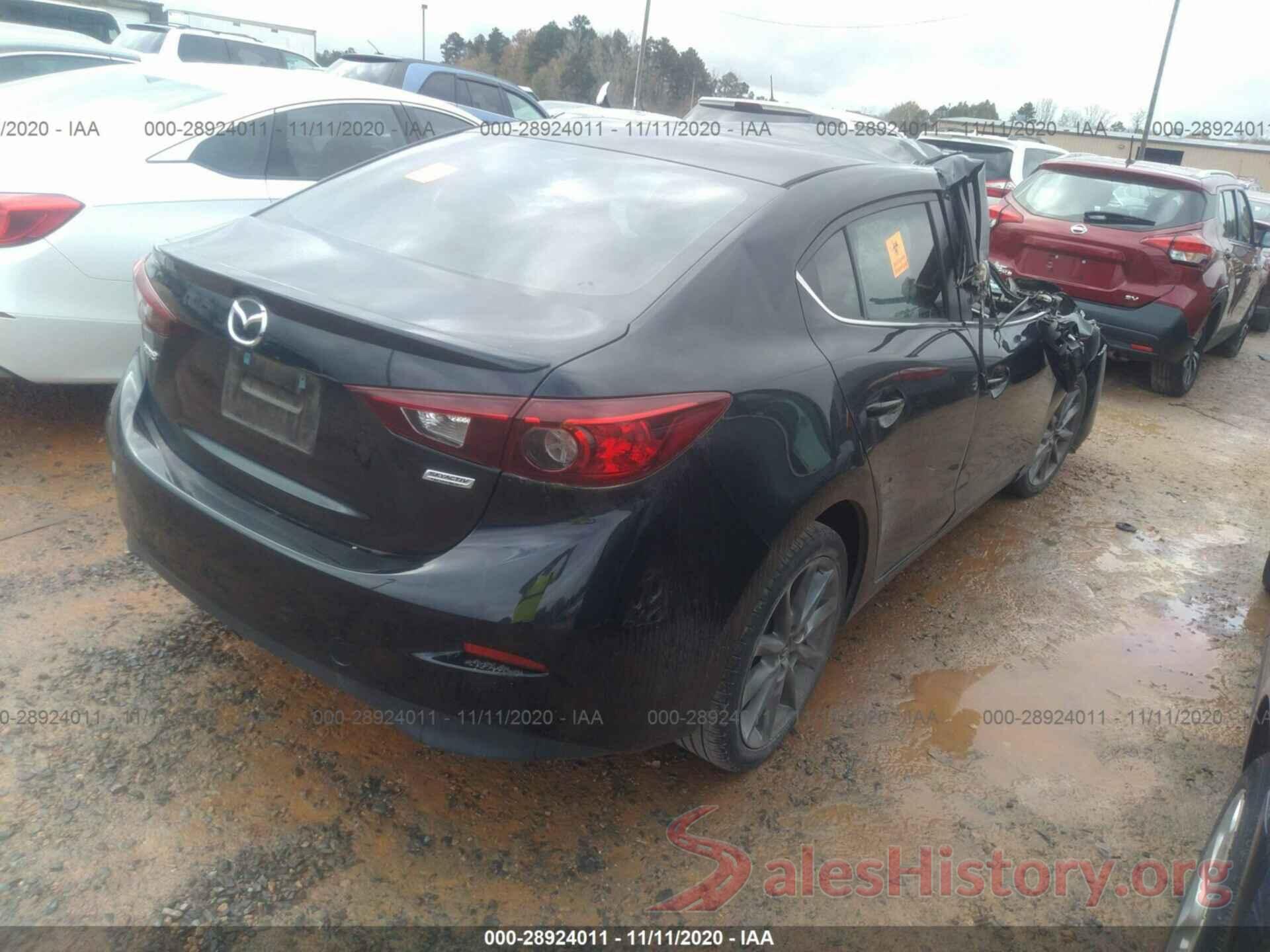 3MZBN1V32JM235062 2018 MAZDA MAZDA3 4-DOOR